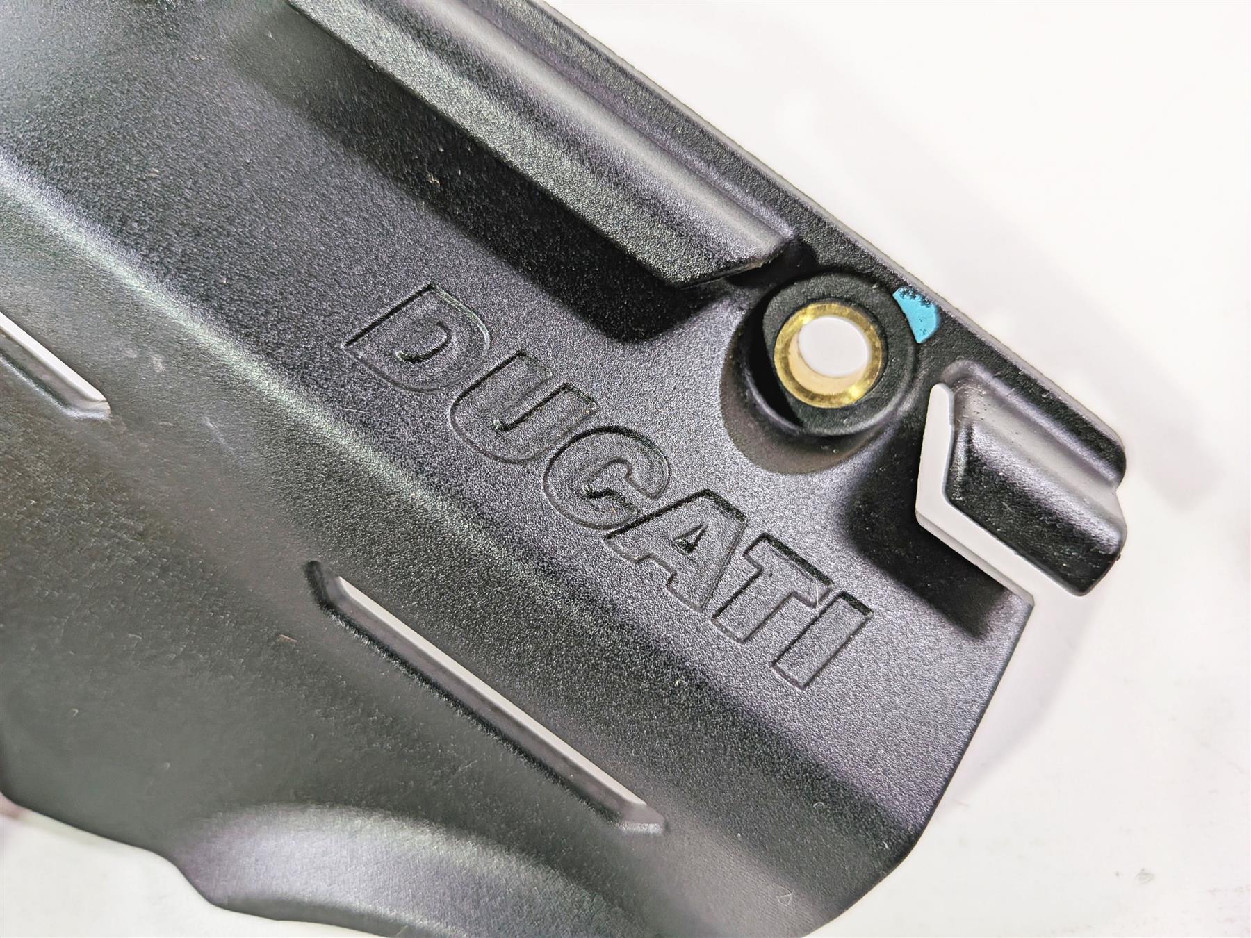 2015 Ducati Scrambler Urban Enduro Crankcase Sprocket Chain Cover 46015581B - Image 8