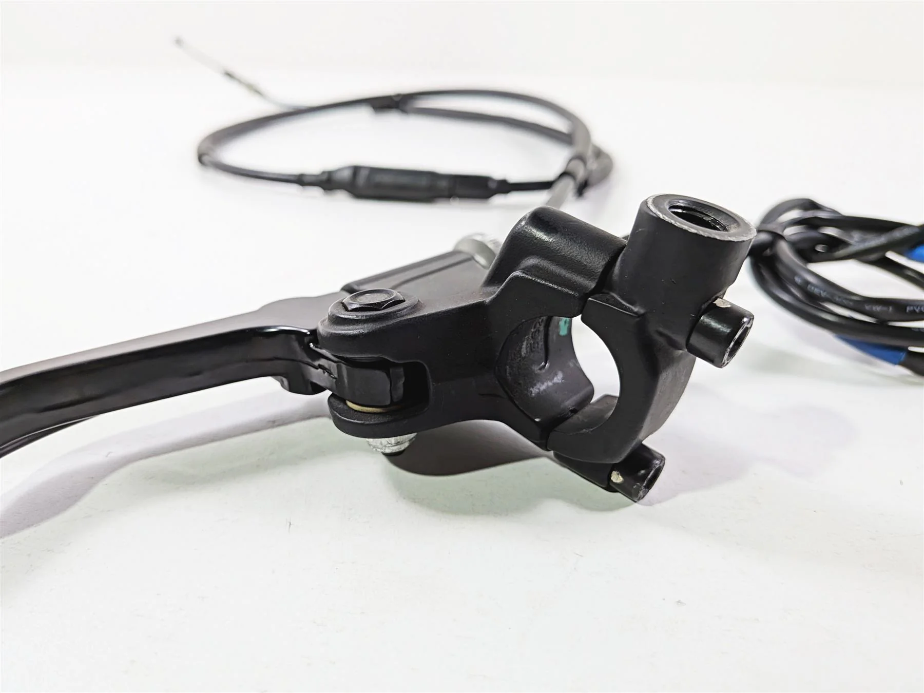 2015 Ducati Scrambler Urban Enduro Domino Clutch Perch & Lever 8291B271AA - Image 10