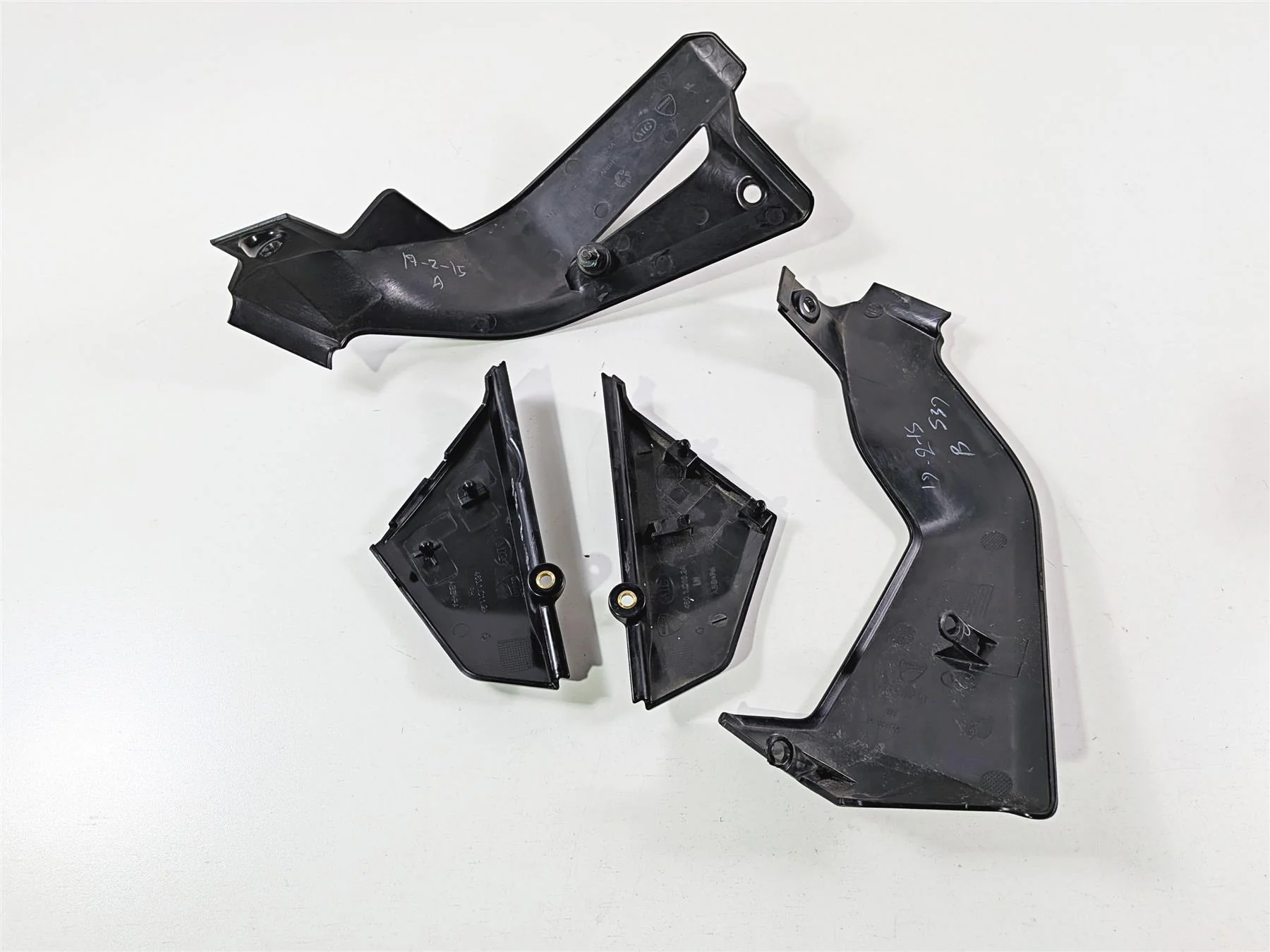 2015 Ducati Scrambler Urban Enduro Frame Infill Side Covers Set 48211971B - Image 8
