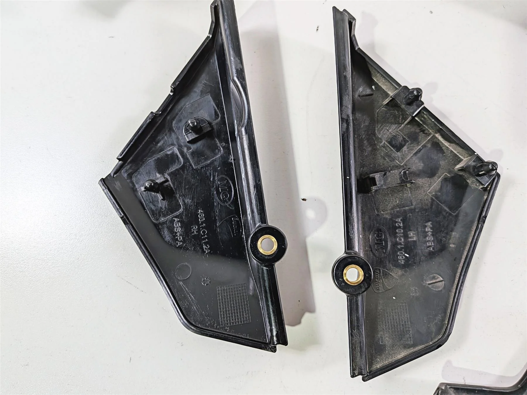 2015 Ducati Scrambler Urban Enduro Frame Infill Side Covers Set 48211971B - Image 9