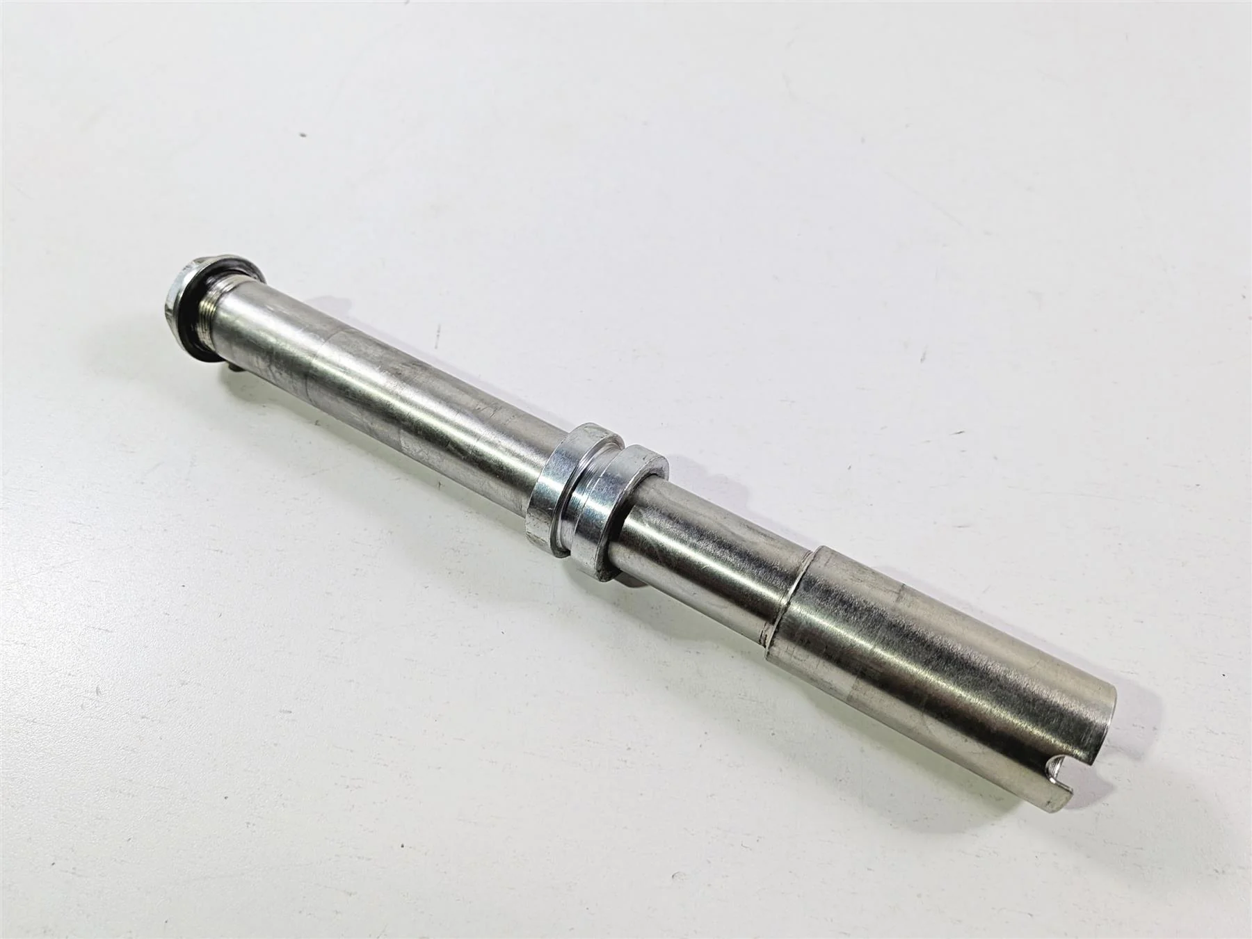 2015 Ducati Scrambler Urban Enduro Front Wheel Spindle Axle 81910781AA - Image 9