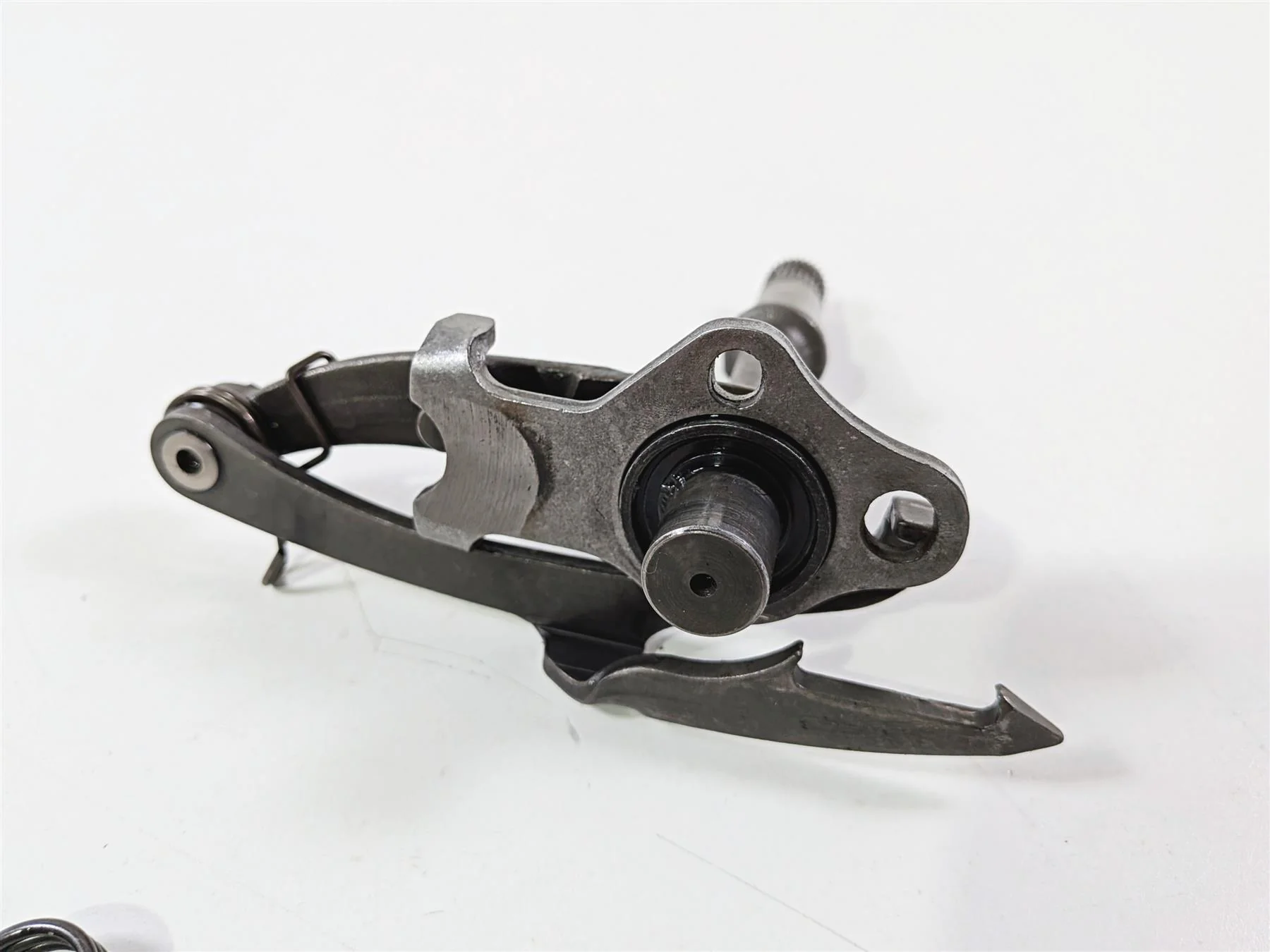 2015 Ducati Scrambler Urban Enduro Gear Selector Shaft & Control Fork 82113331A - Image 8