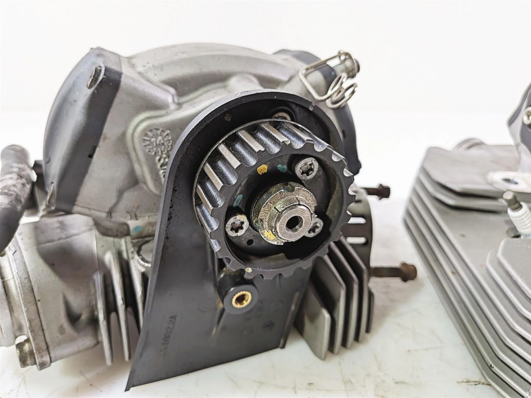 2015 Ducati Scrambler Urban Enduro Horizontal & Vertical Cylinderhead 30122882DA - Image 12
