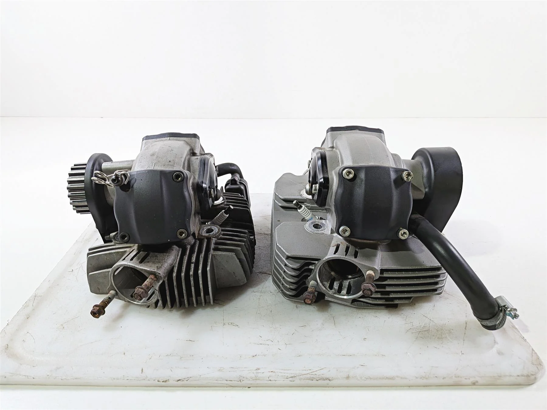2015 Ducati Scrambler Urban Enduro Horizontal & Vertical Cylinderhead 30122882DA - Image 2
