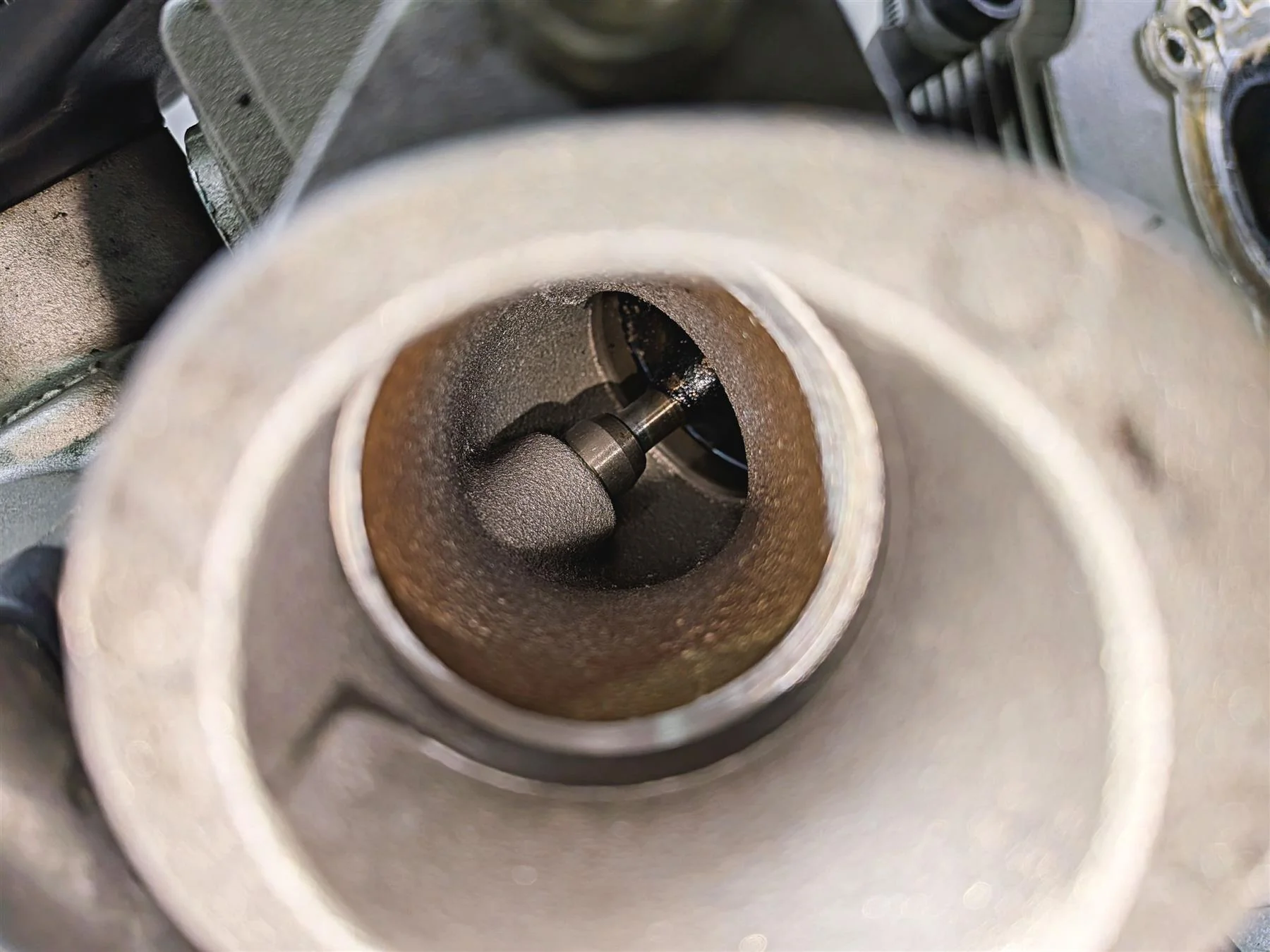 2015 Ducati Scrambler Urban Enduro Horizontal & Vertical Cylinderhead 30122882DA - Image 9