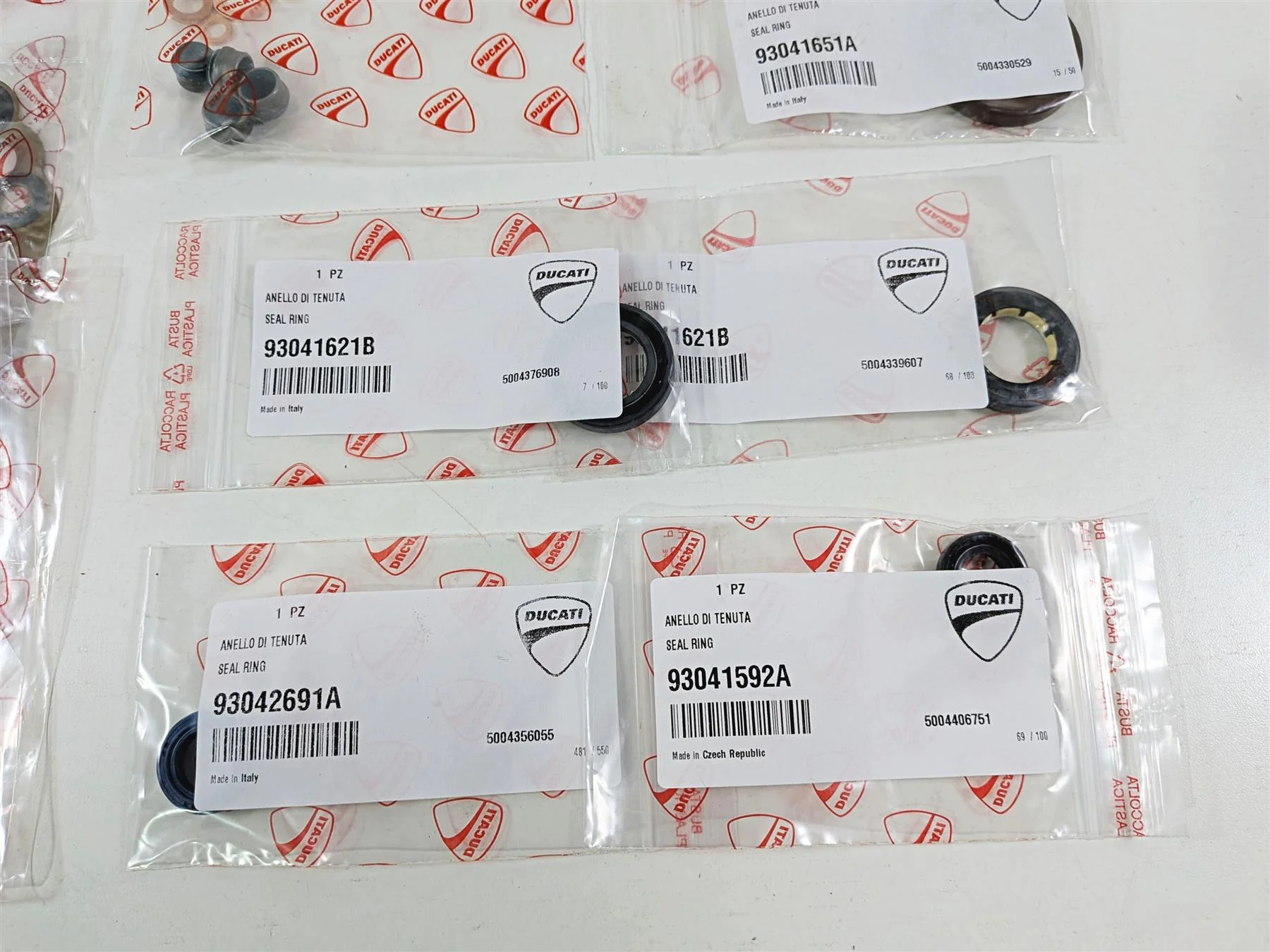 2015 Ducati Scrambler Urban Enduro New Head Gasket & Seal Spare Parts 93042691A - Image 3