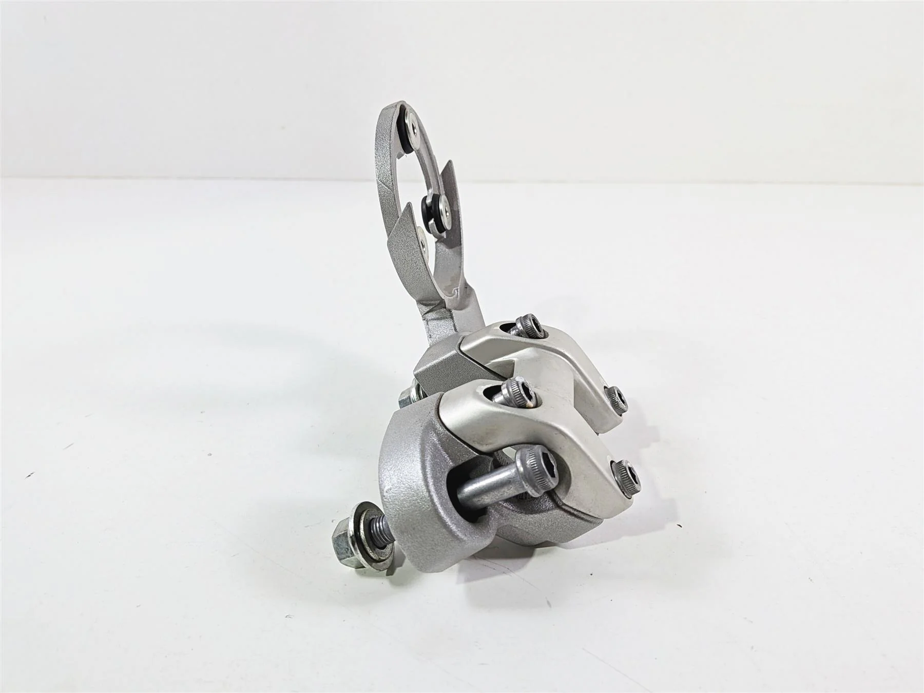 2015 Ducati Scrambler Urban Enduro Speedometer Bracket & Riser Set 36015451AA - Image 10
