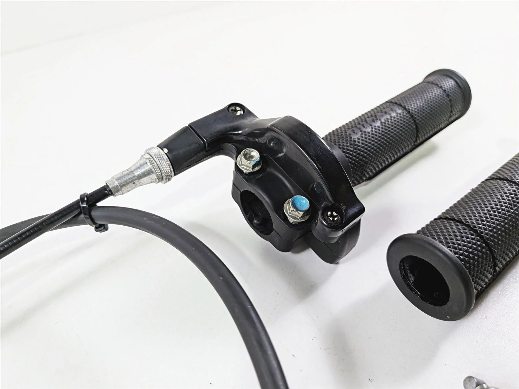 2015 Ducati Scrambler Urban Enduro Throttle Control Grip Handle 65420461A - Image 13