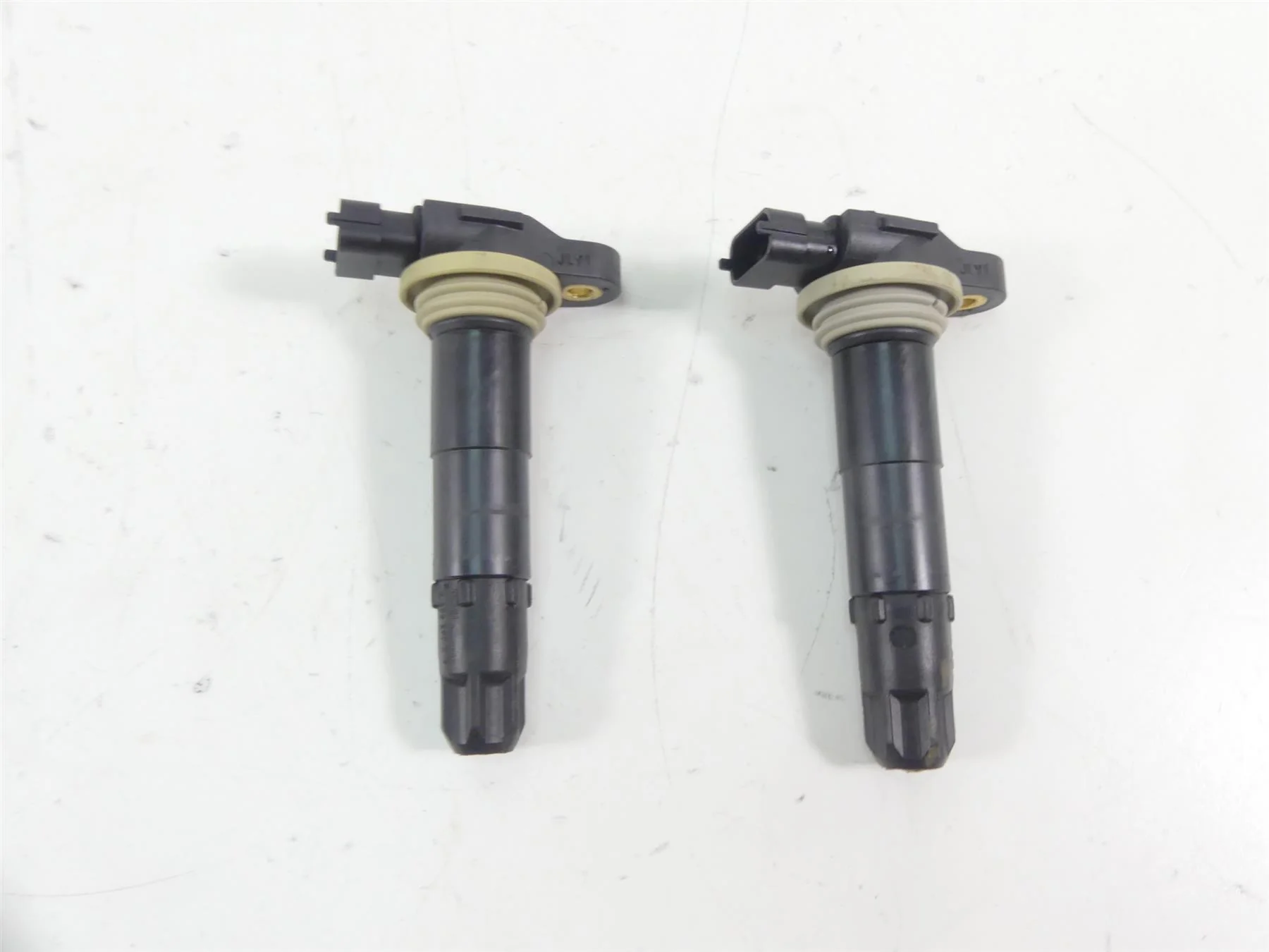 2015 Eric Buell Racing 1190SX Beru Ignition Coil Set 665817 0040100084