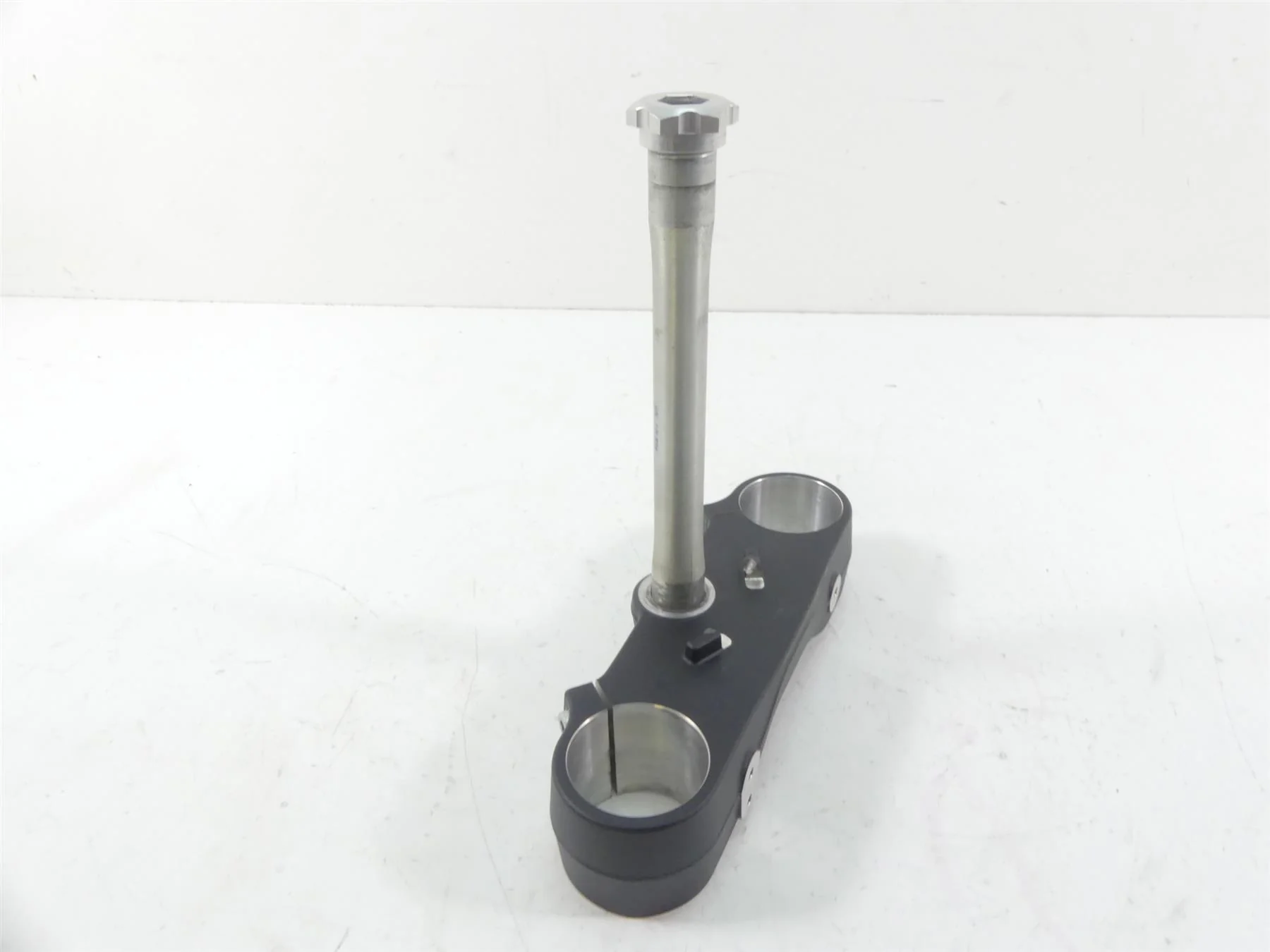2015 Eric Buell Racing 1190SX Lower Triple Tree 56mm -Read J0106.1B7ZT - Image 2