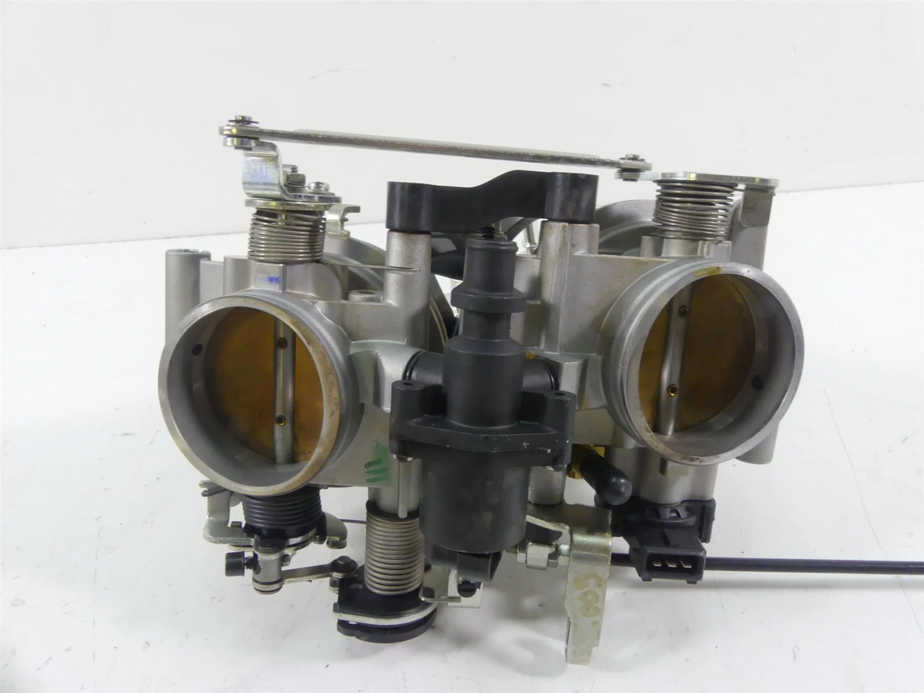 2015 Eric Buell Racing 1190SX Throttle Body Bodies Fuel Injection P0803.1B7 - Image 3