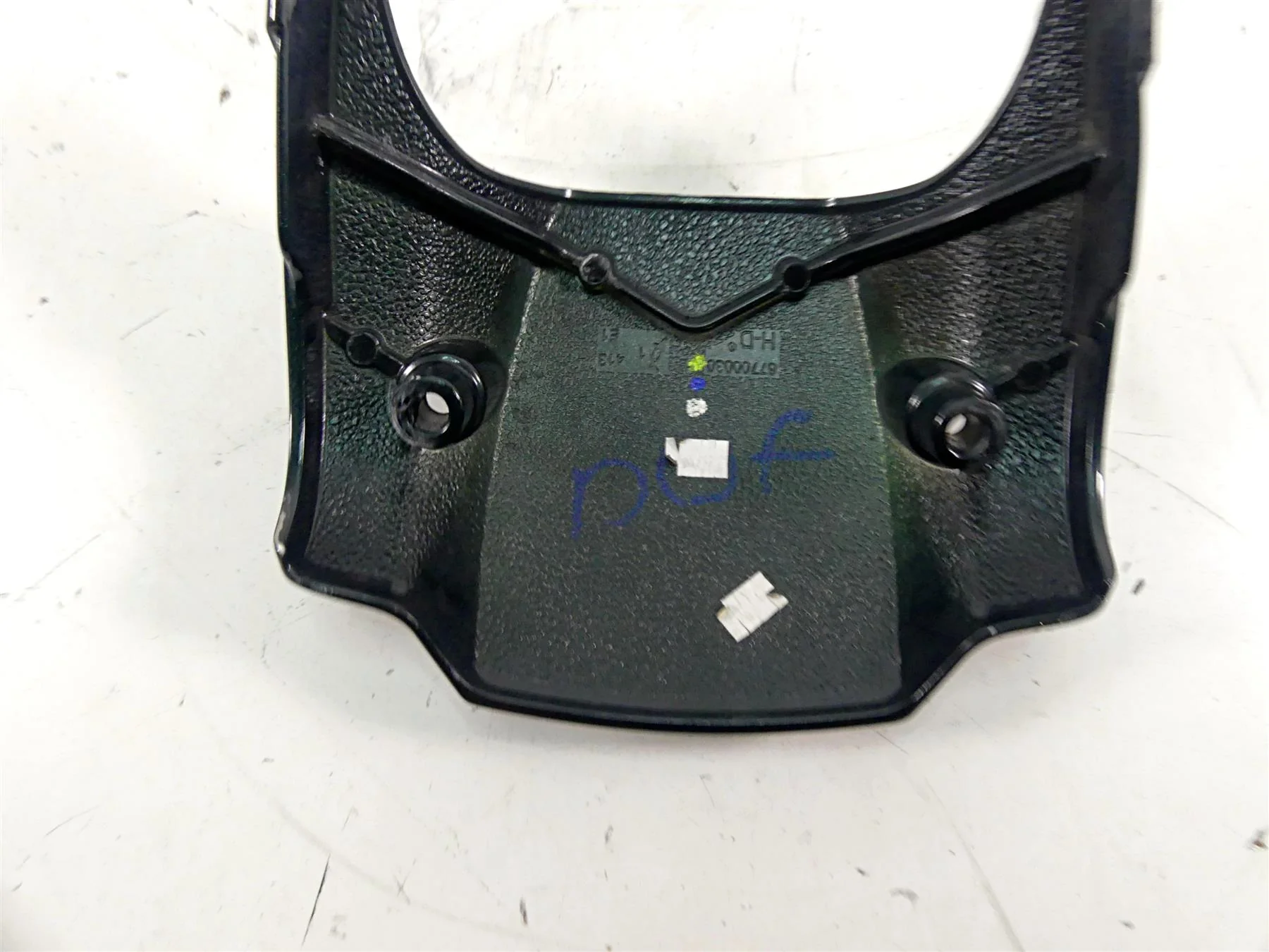 2015 Harley Davidson VRSCDX Night Rod Sp Headlight Visor Cover -Read 67700030 - Image 10