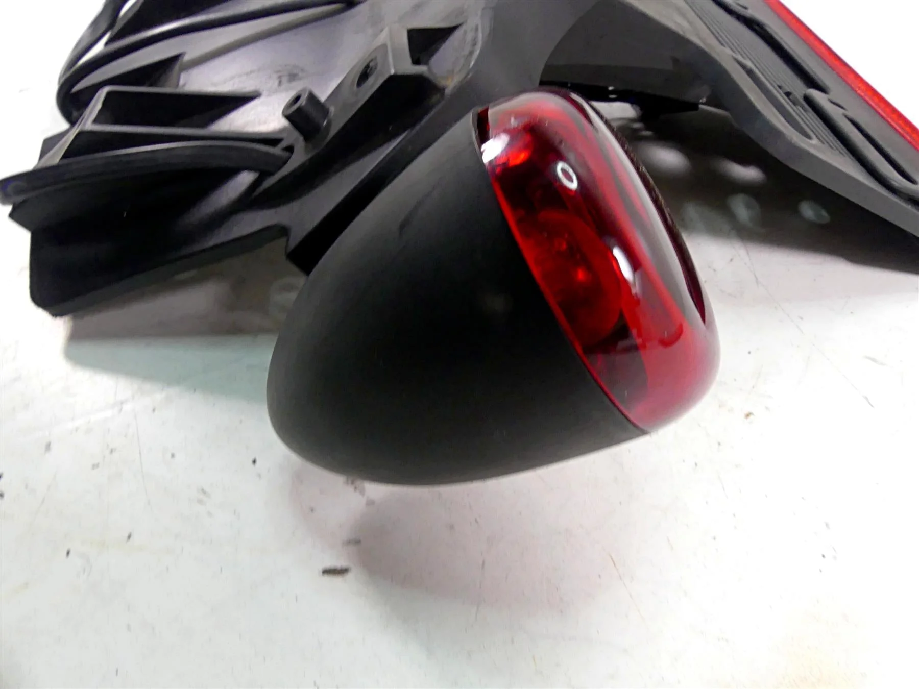 2015 Harley Davidson VRSCDX Night Rod Sp License Plate Holder & Blinker 67900032 - Image 3
