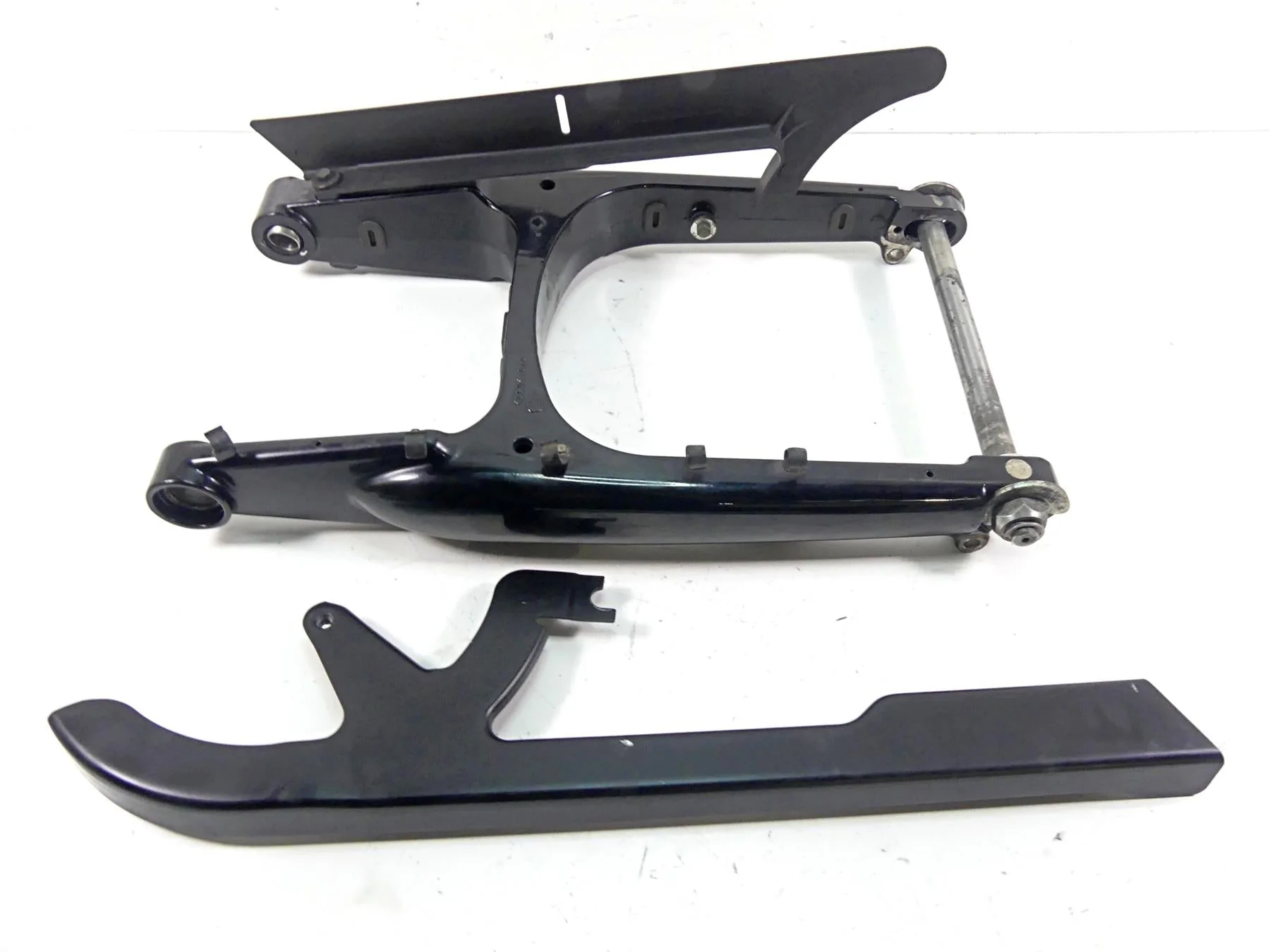 2015 Harley Davidson VRSCDX Night Rod Sp Swingarm Swing Arm & Guards 48612-07A
