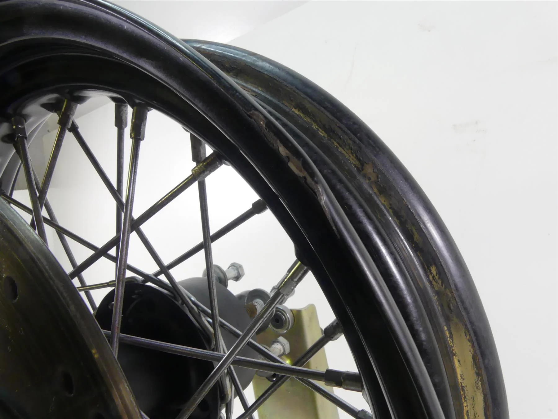 2015 Harley FLS Softail Slim 16x3 Rear Spoke Wheel Rim -Read 55109-12 - Image 6