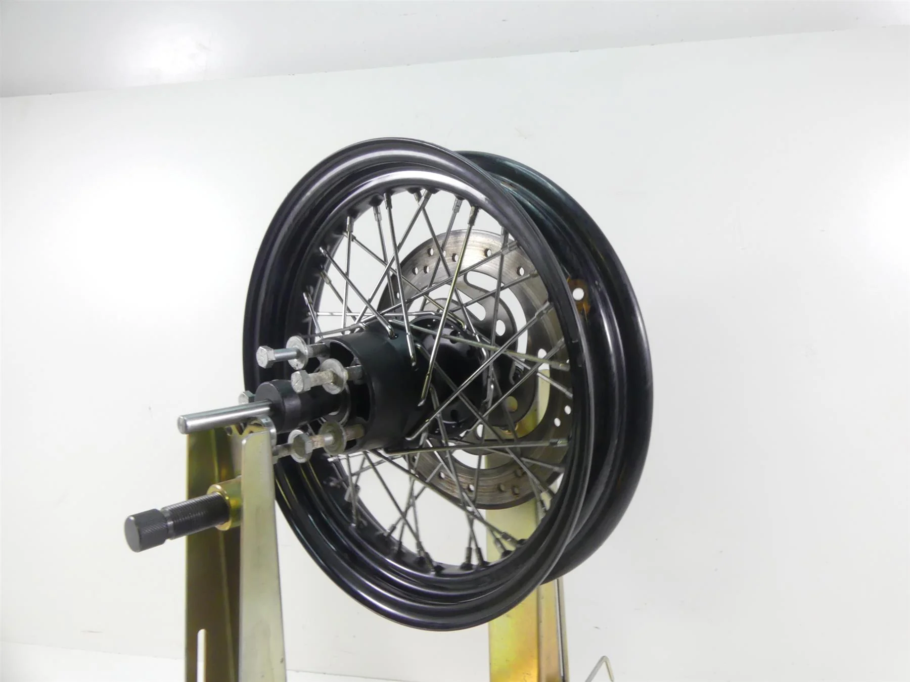 2015 Harley FLS Softail Slim 16x3 Rear Spoke Wheel Rim -Read 55109-12 - Image 9