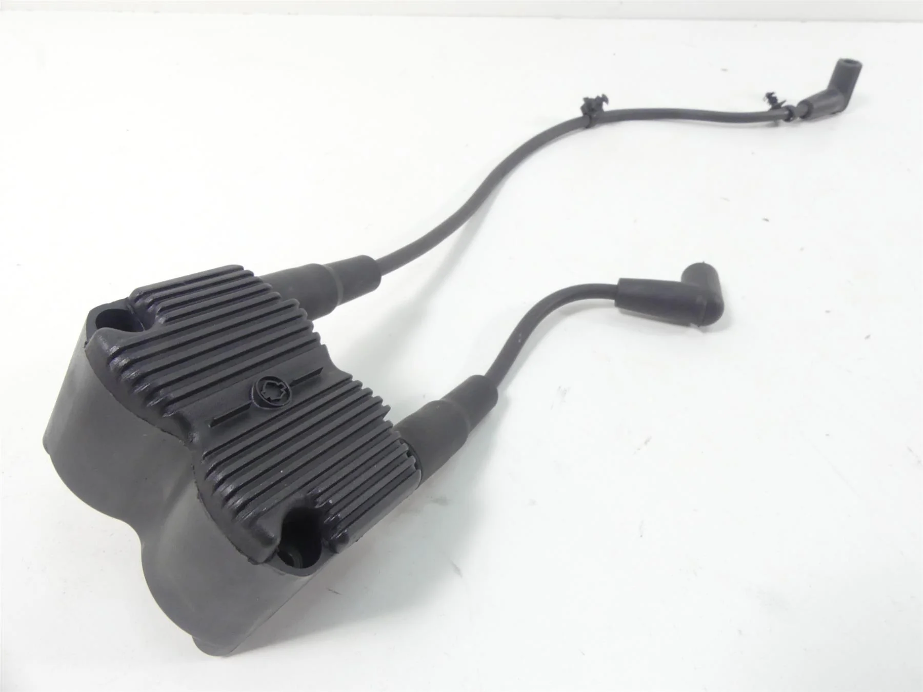 2015 Harley FLS Softail Slim Delphi Ignition Coil & Wires 31743-01