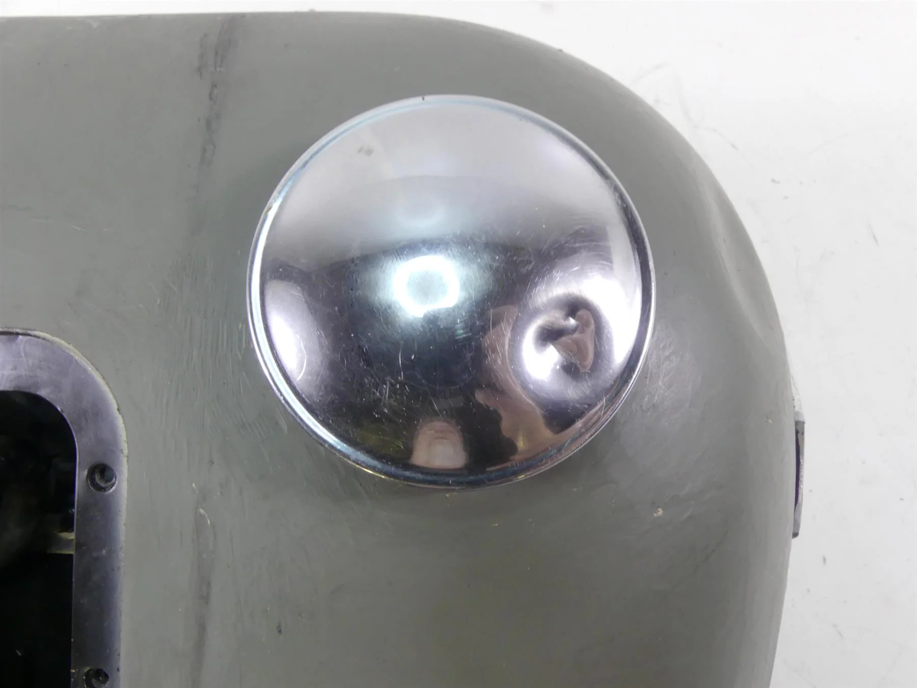 2015 Harley FLS Softail Slim Fuel Gas Petrol Tank Reservoir 61000692 - Image 5
