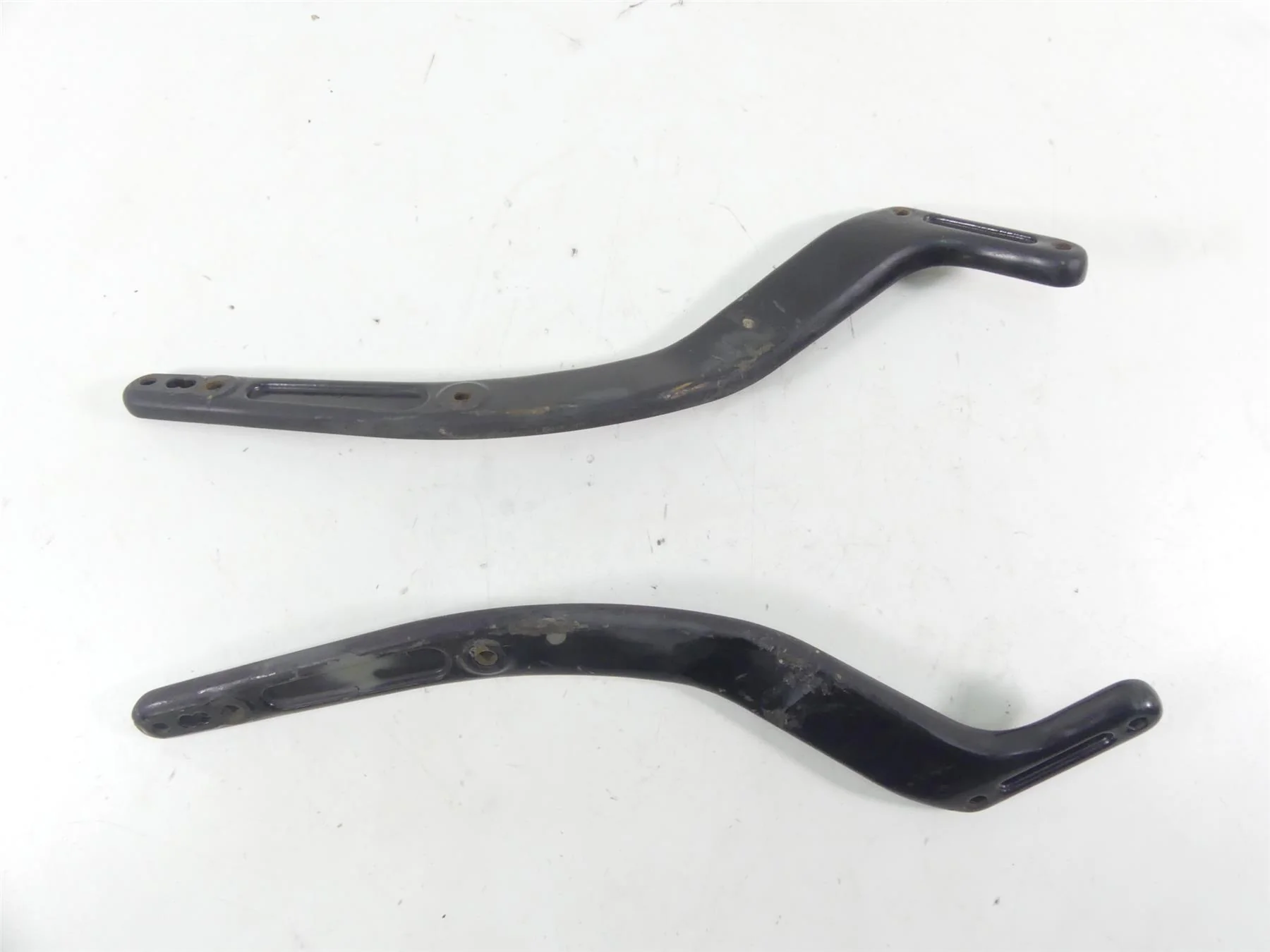 2015 Harley FLS Softail Slim Rear Fender Support Braces Struts 59904-12 60187-12