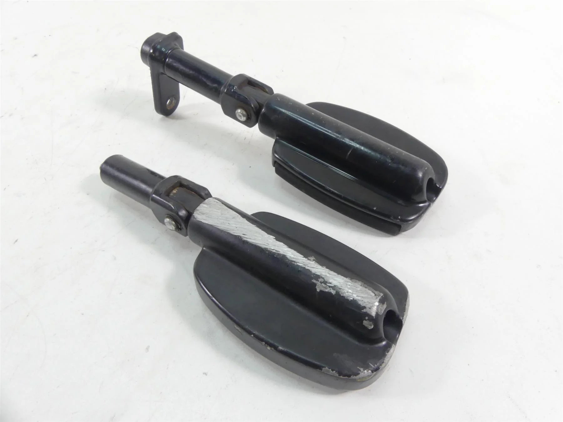 2015 Harley FLS Softail Slim Rear Passenger Foot Peg Footpeg Set - Image 5