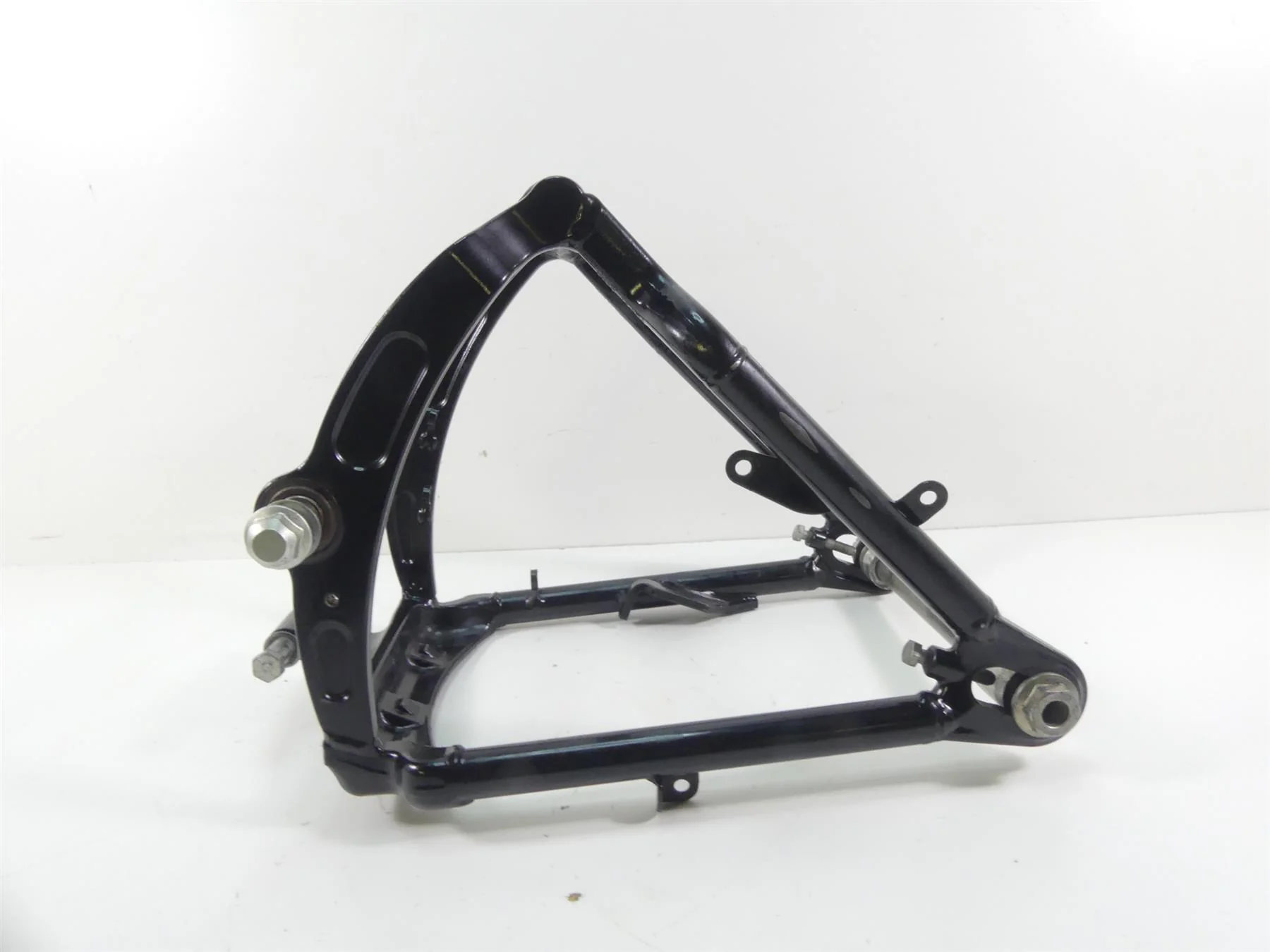 2015 Harley FLS Softail Slim Rear Swingarm Swing Arm & 25mm Axle 47573-11 - Image 2