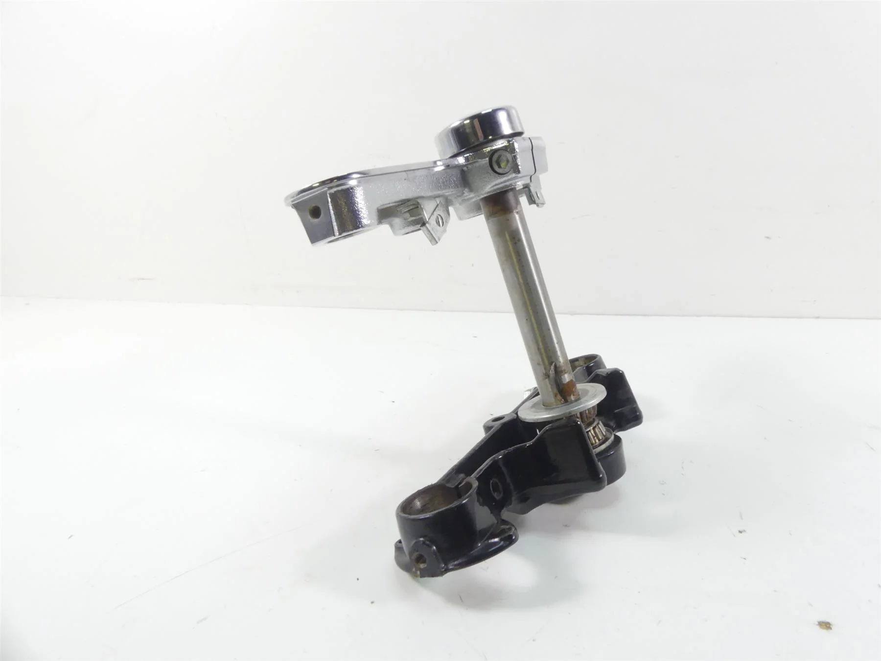 2015 Harley FLS Softail Slim Upper & Lower Triple Tree Set 45605-00 45456-86 - Image 4