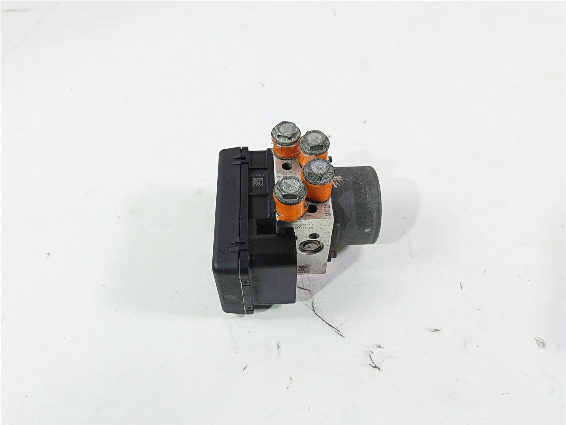 2015 Harley FXDF Dyna Fat Bob Abs Brake Pump Pressure Module 48340-12 - Image 2