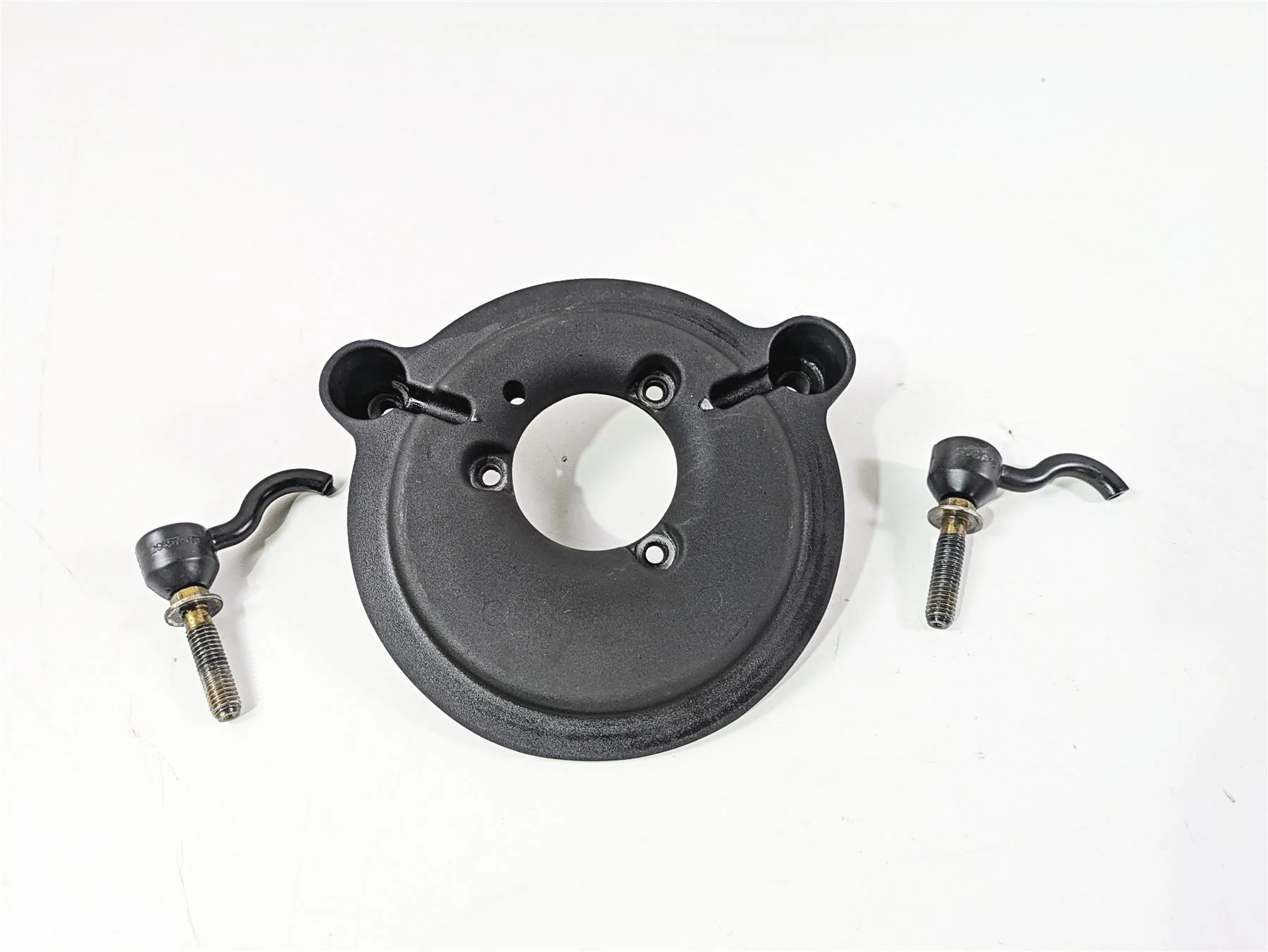 2015 Harley FXDF Dyna Fat Bob Air Cleaner Breather Back Plate Mount 29478-05A