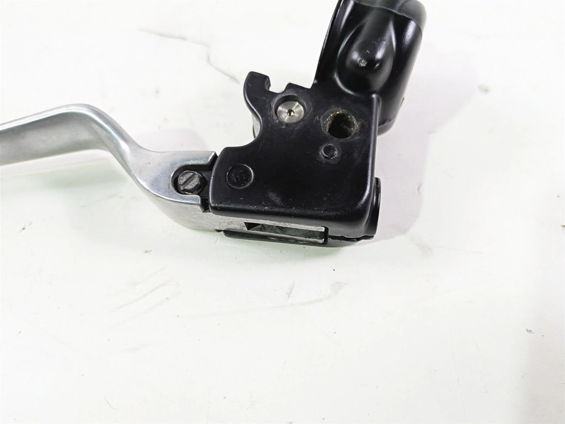 2015 Harley FXDF Dyna Fat Bob Clutch Perch & Lever 38608-96 45015-96 - Image 10