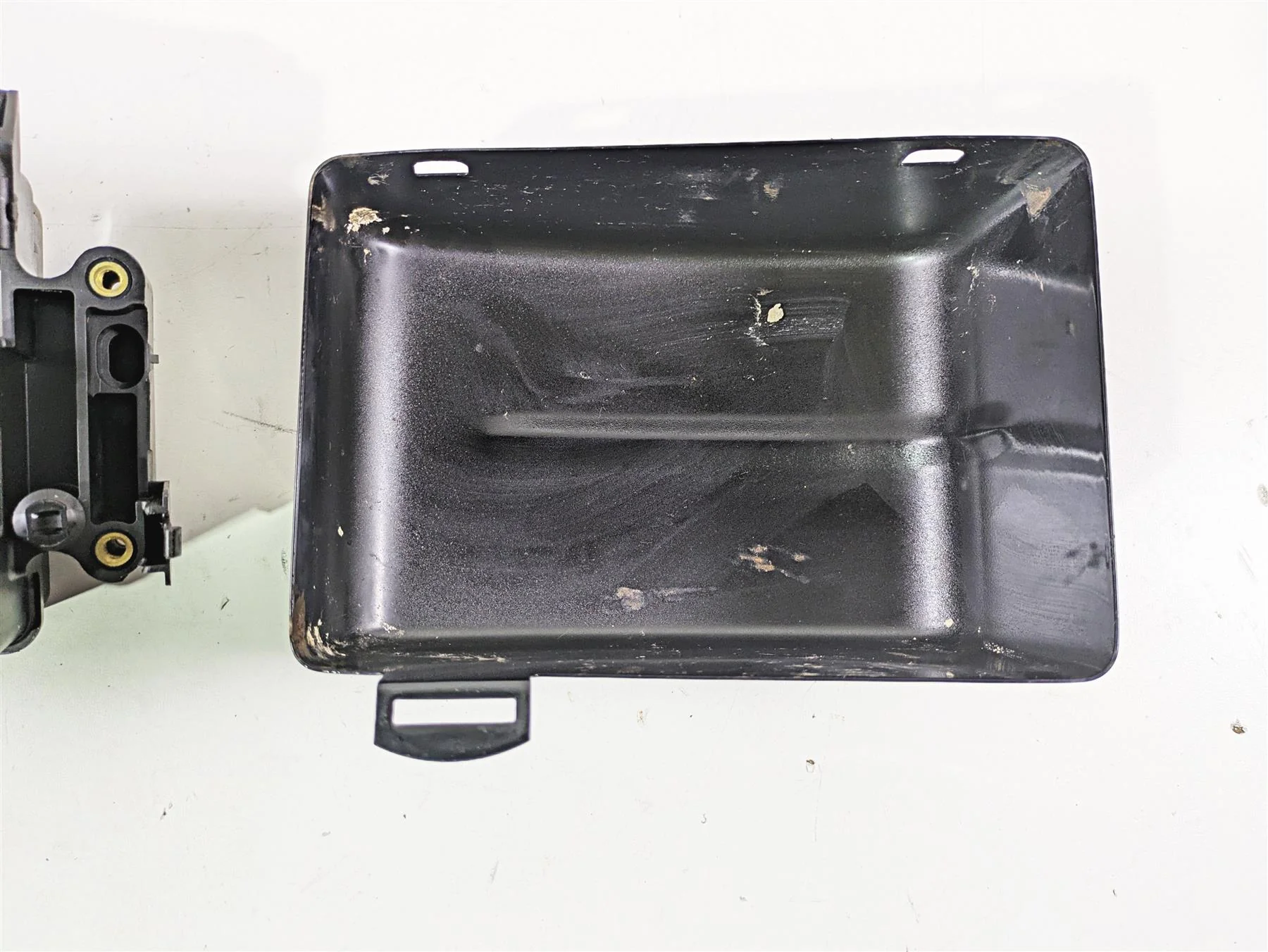2015 Harley FXDF Dyna Fat Bob Electric Tray & Black Cover 70367-12 66361-12 - Image 8
