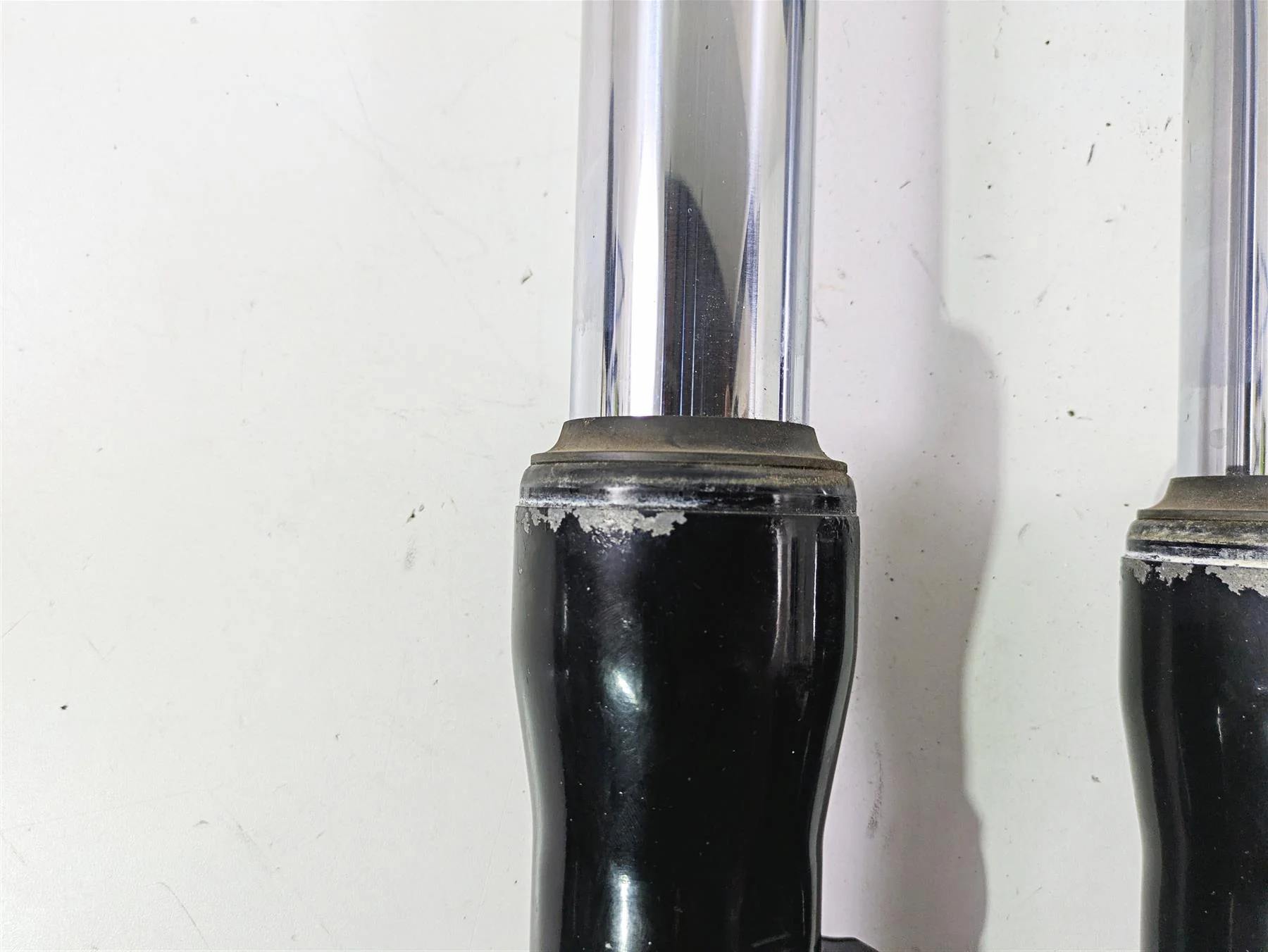 2015 Harley FXDF Dyna Fat Bob Fork Leg Set - No Leaks 49mm 48623-08A 48622-08A - Image 11