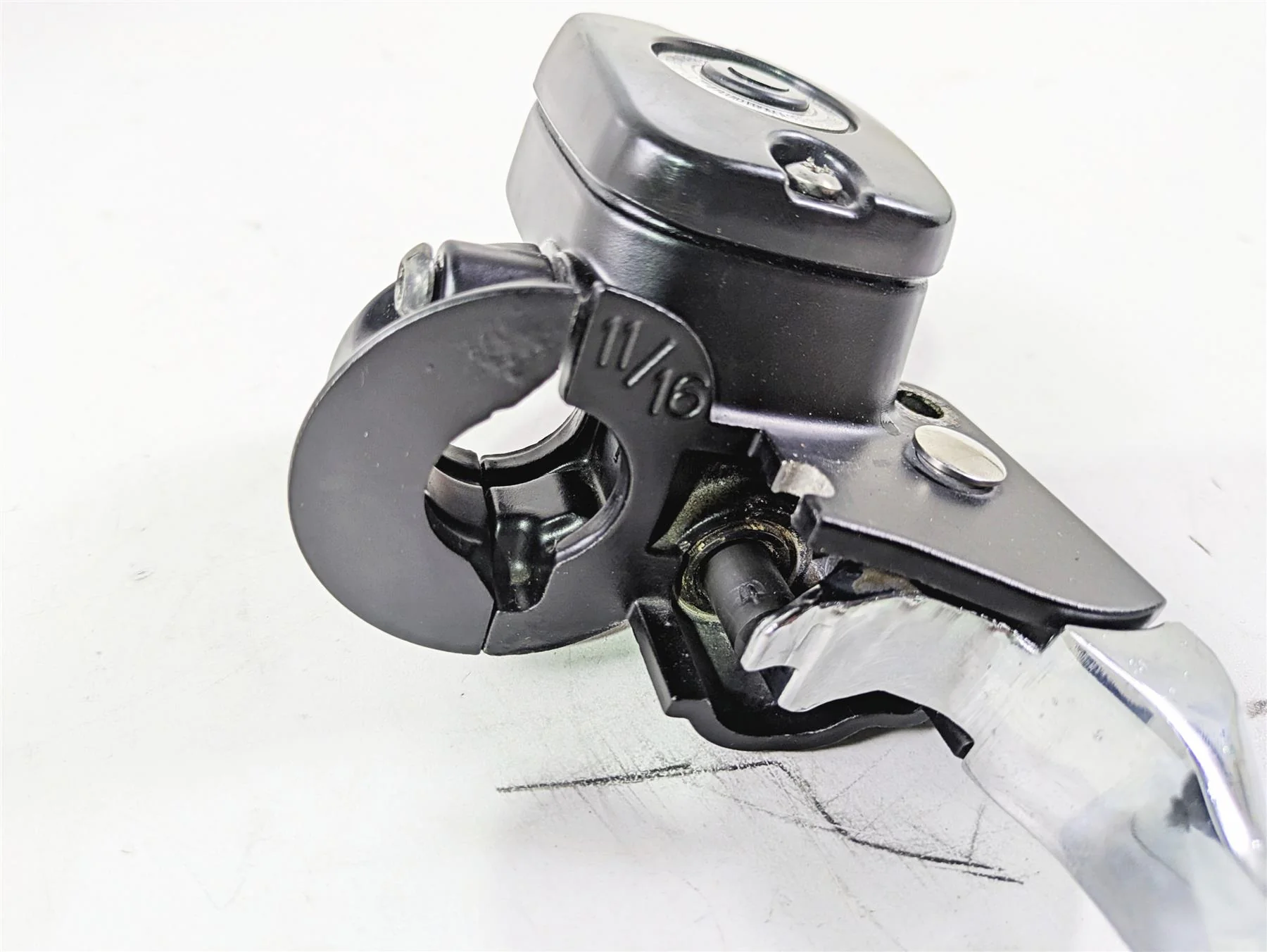 2015 Harley FXDF Dyna Fat Bob Front Brake Master Cylinder 11/16" 45170-08F - Image 6