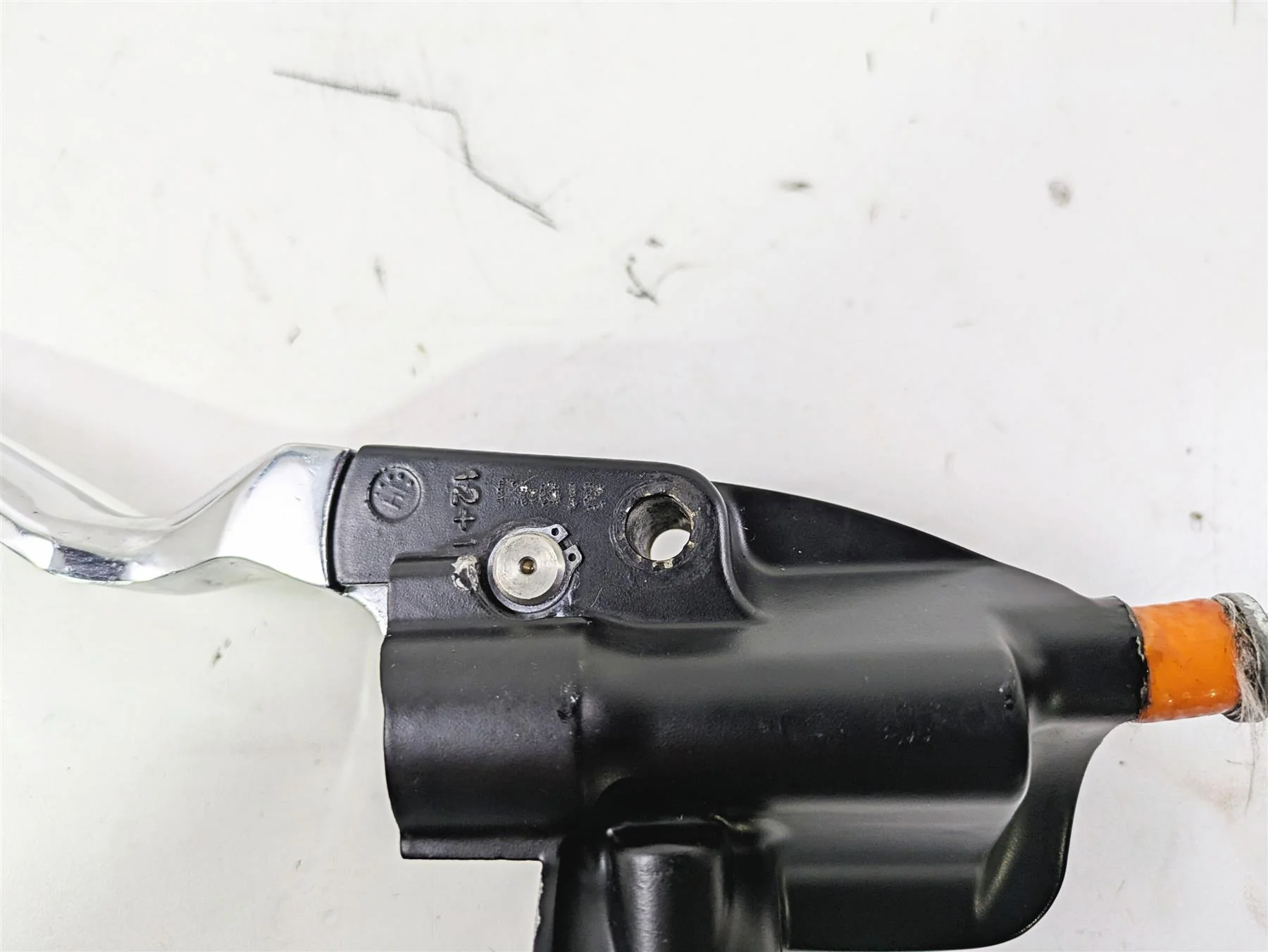 2015 Harley FXDF Dyna Fat Bob Front Brake Master Cylinder 11/16" 45170-08F - Image 8