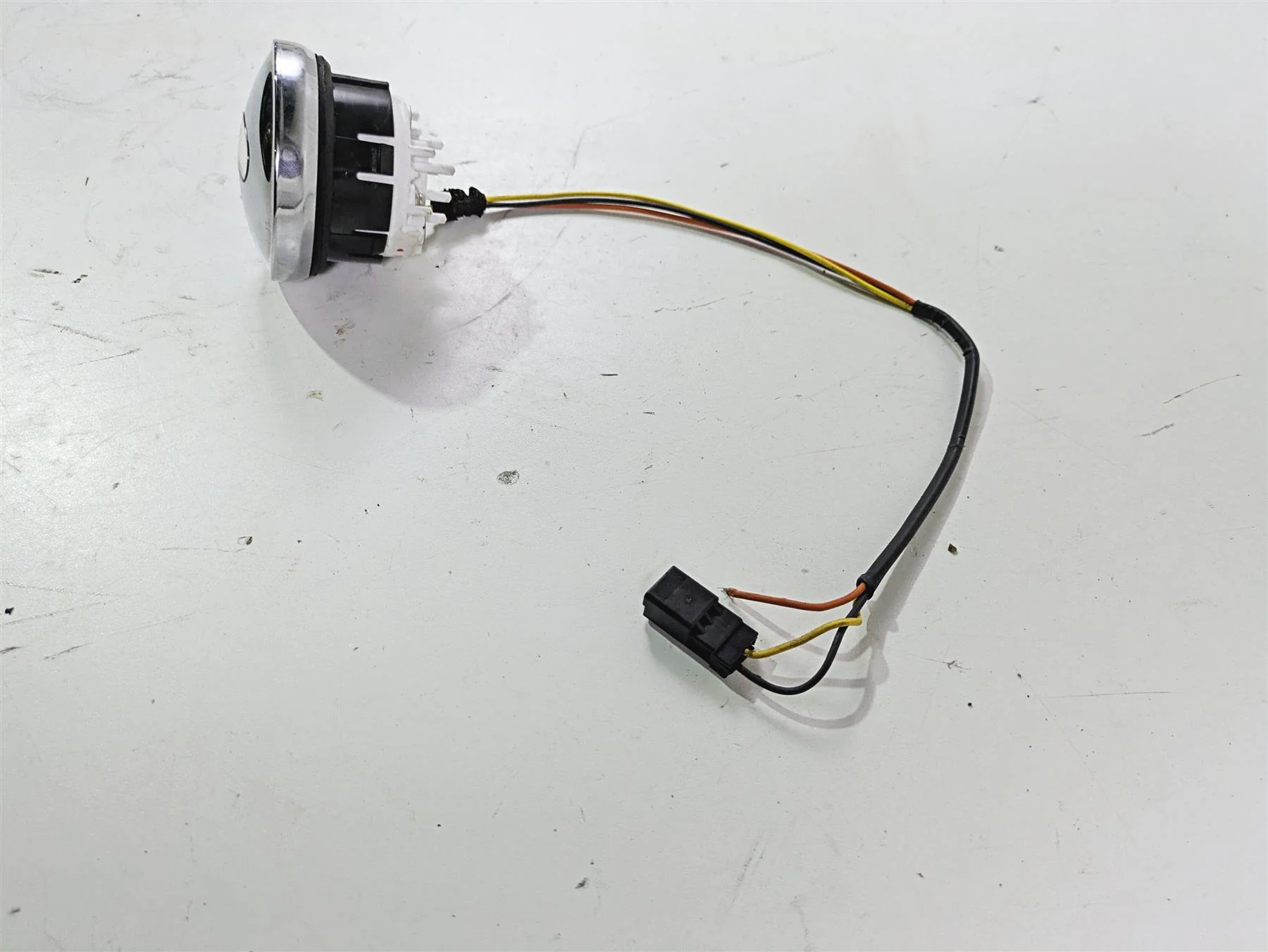 2015 Harley FXDF Dyna Fat Bob Fuel Gas Level Gauge - Read 75241-08 - Image 3