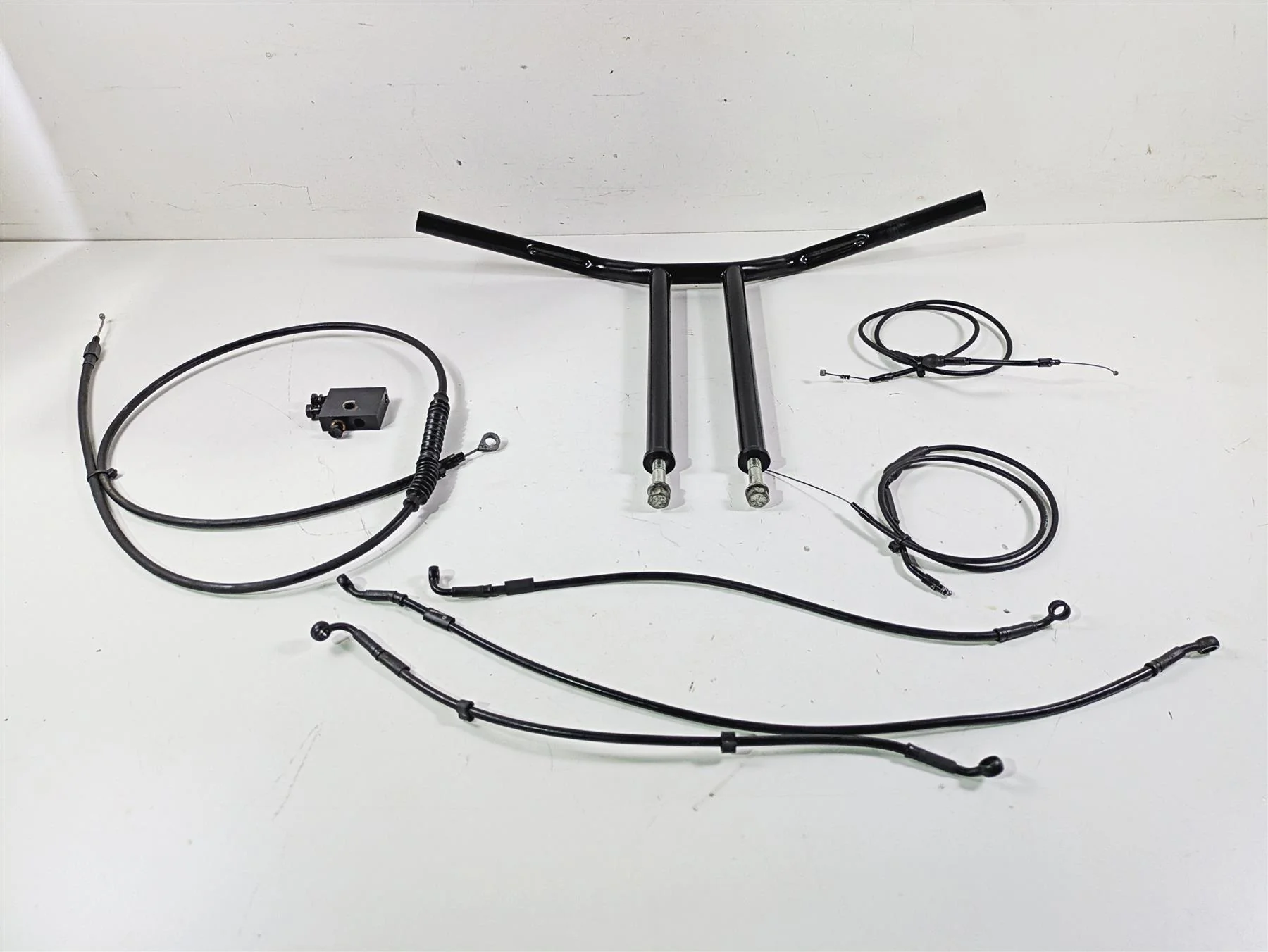 2015 Harley FXDF Dyna Fat Bob Handlebar Handle Bar 14" Tall & Cables - Image 7