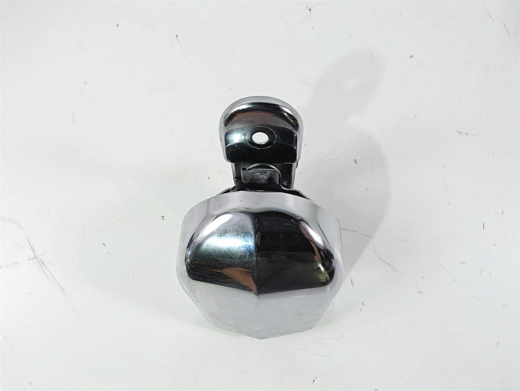 2015 Harley FXDF Dyna Fat Bob Horn & Chrome Cover 61300478A - Image 5