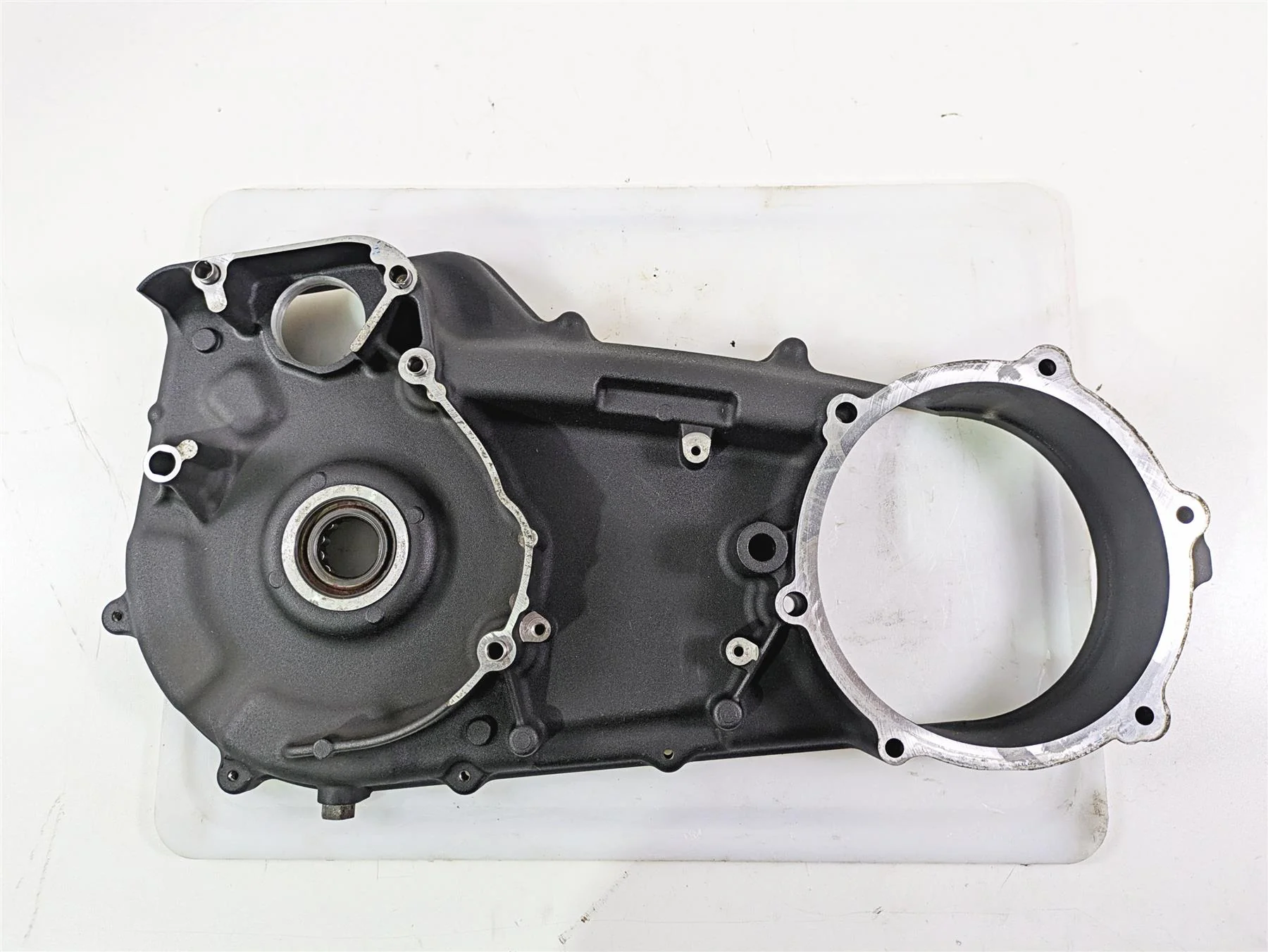 2015 Harley FXDF Dyna Fat Bob Inner Primary Drive Clutch Cover 60681-06 - Image 4
