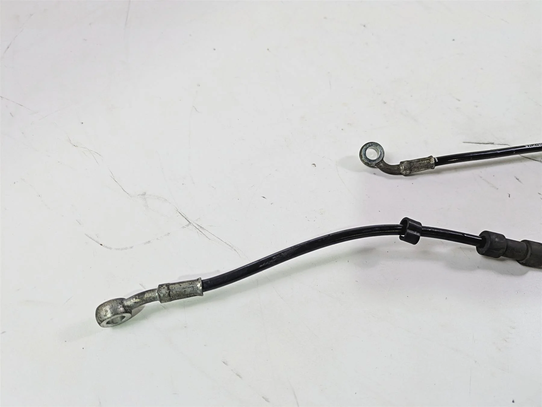 2015 Harley FXDF Dyna Fat Bob Rear Abs Brake Line Set 46872-12B 46871-12A - Image 11