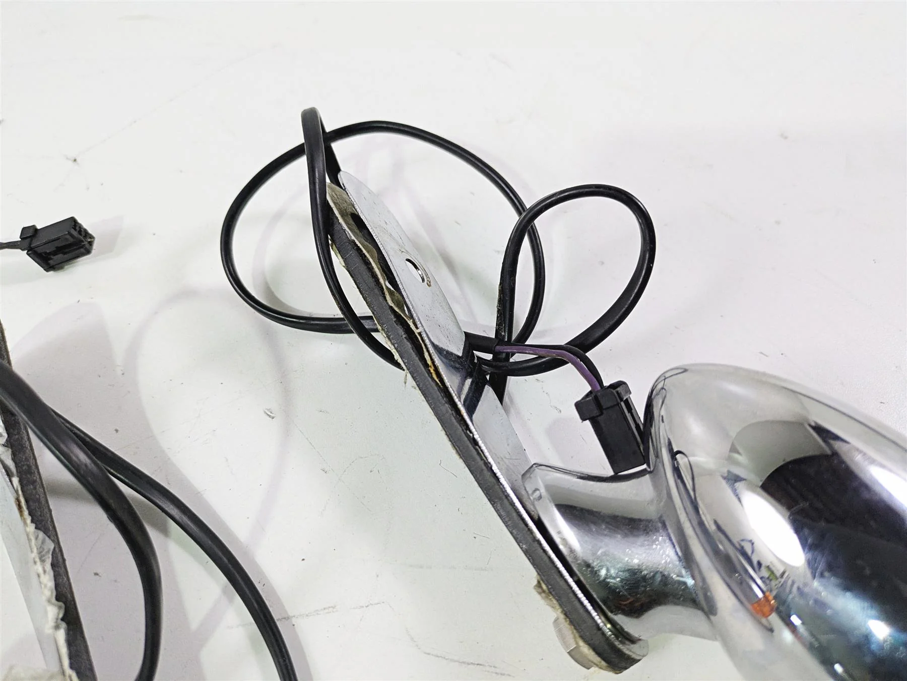 2015 Harley FXDF Dyna Fat Bob Rear Blinker Turn Signal Set Chrome 68821-00 - Image 6
