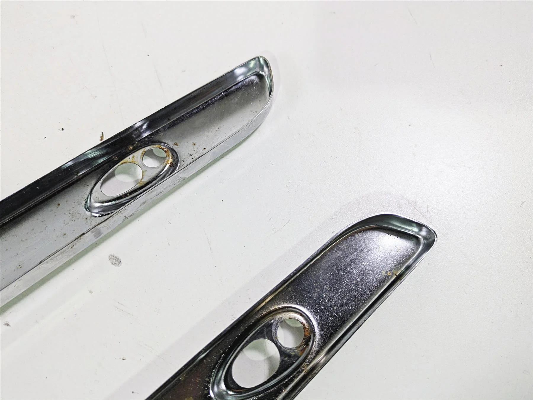 2015 Harley FXDF Dyna Fat Bob Rear Chrome Fender Struts Braces 59410-08 59281-08 - Image 11