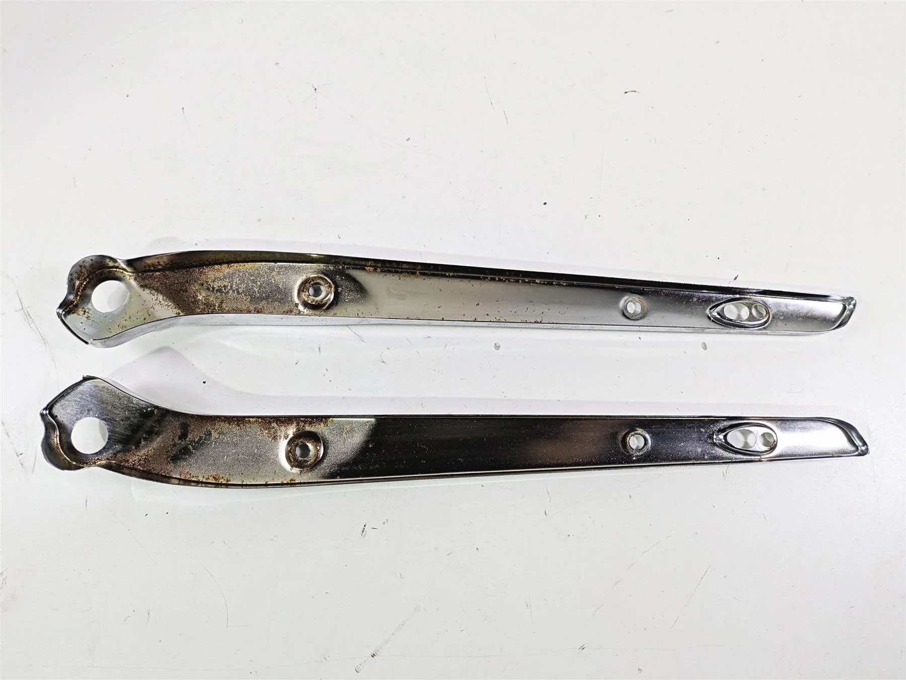 2015 Harley FXDF Dyna Fat Bob Rear Chrome Fender Struts Braces 59410-08 59281-08 - Image 8