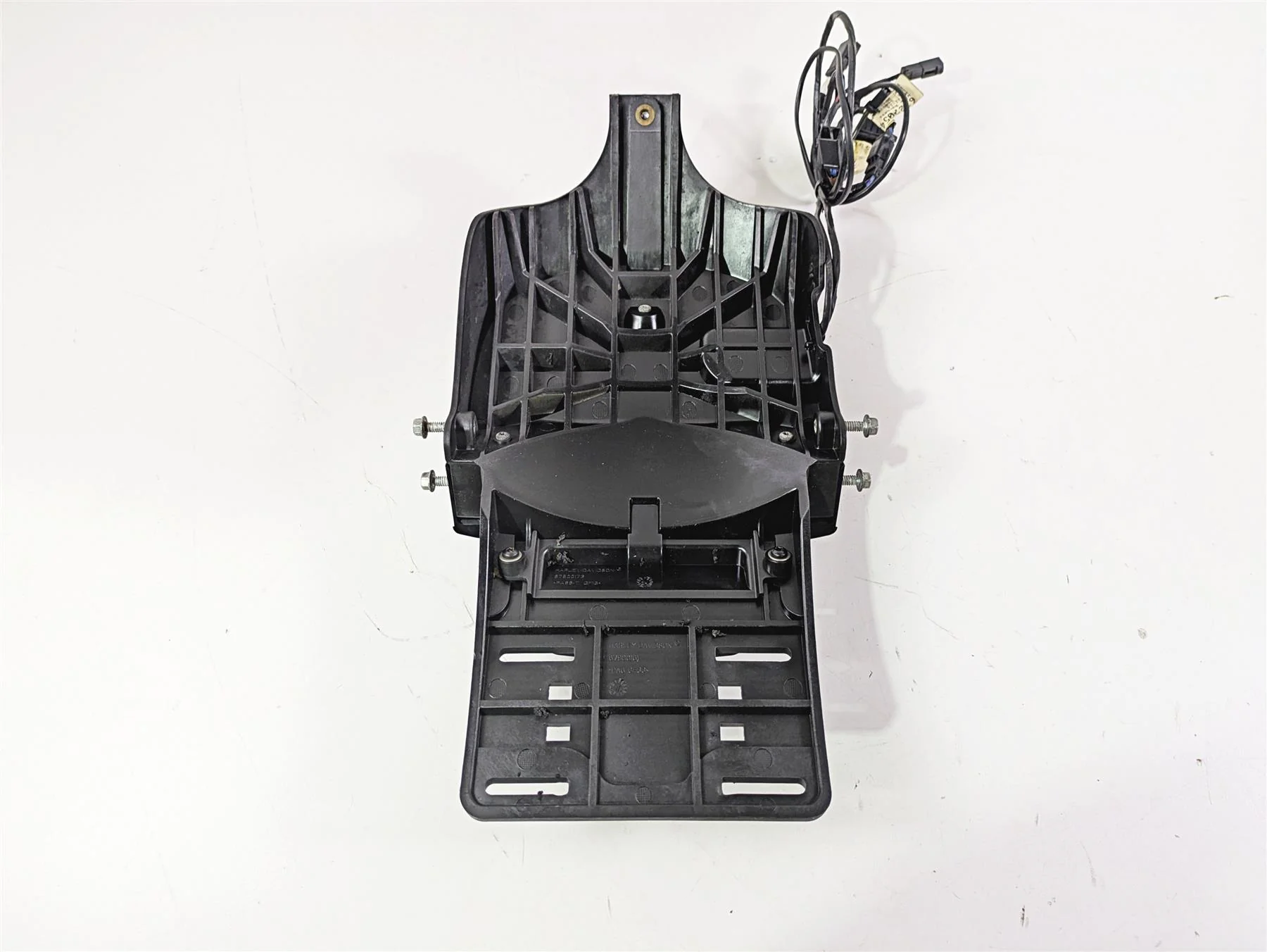 2015 Harley FXDF Dyna Fat Bob Taillight Tail Light & Wiring & Mount 67800240 - Image 6