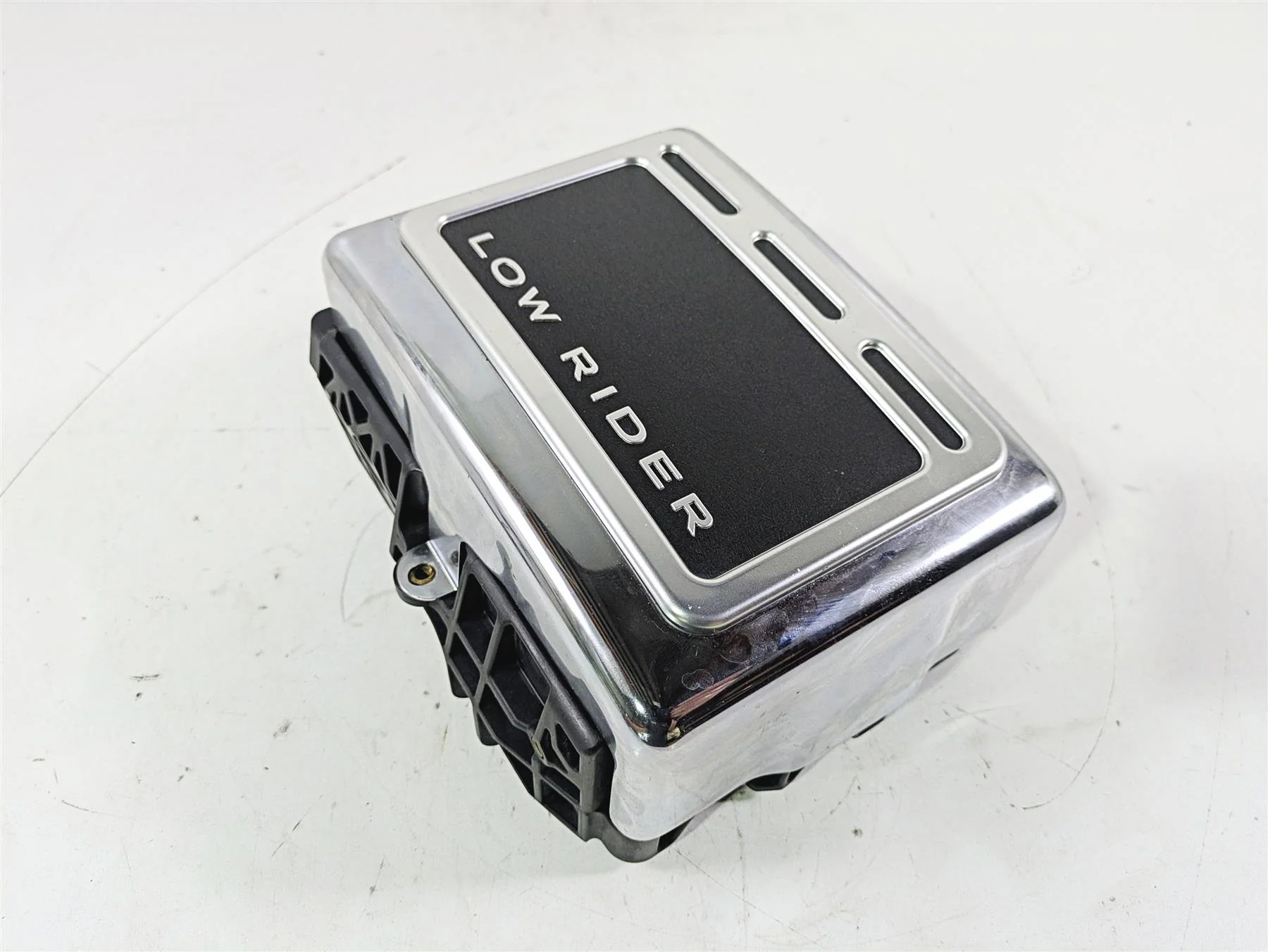 2015 Harley FXDL Dyna Low Rider Battery Tray & Cover 70379-06B - Image 2
