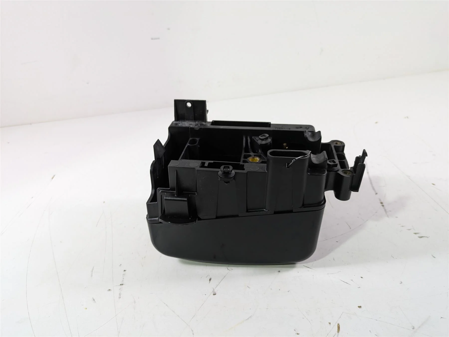 2015 Harley FXDL Dyna Low Rider Electric Holder Tray & Black Cover 70367-12 - Image 12
