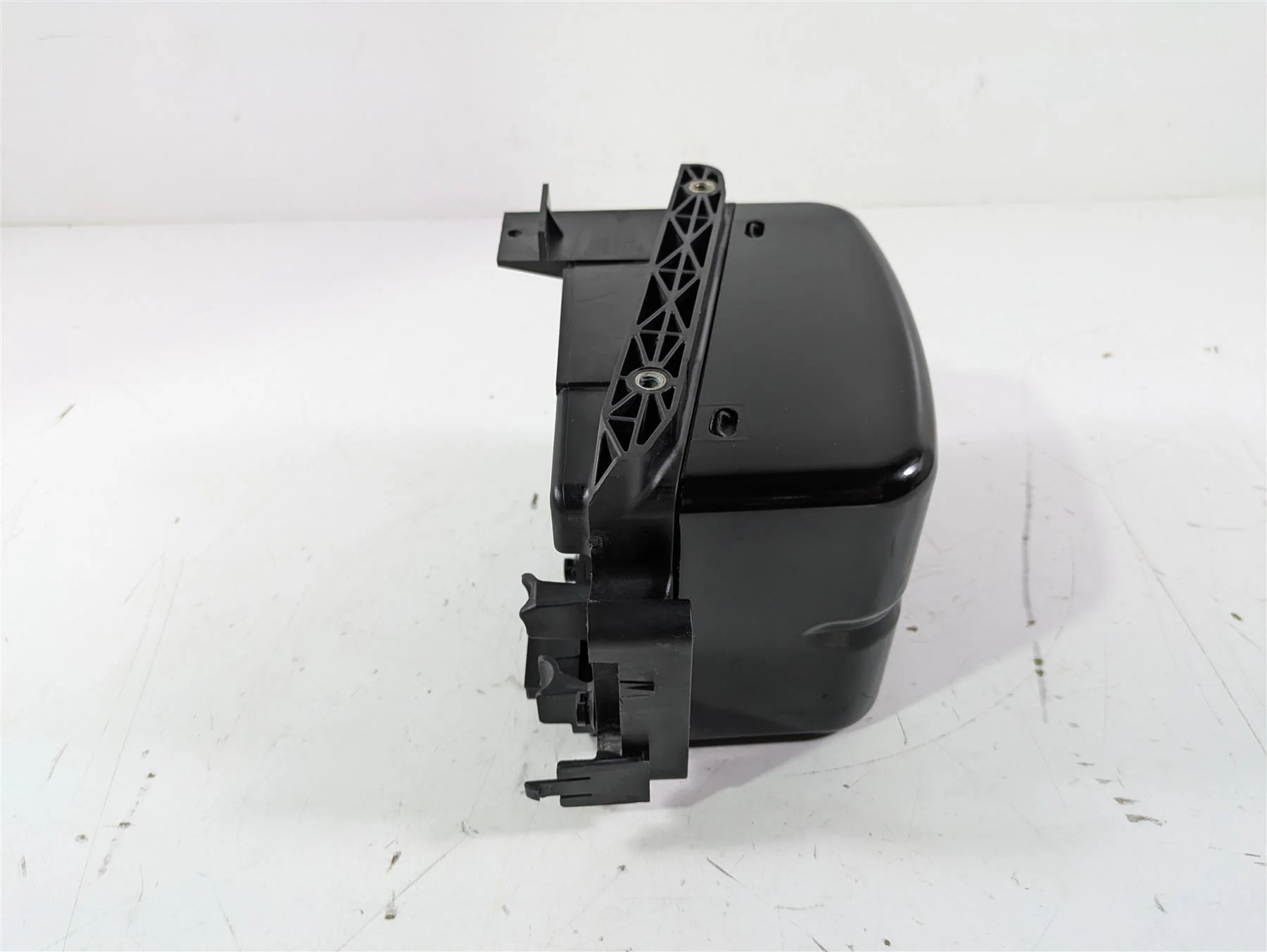 2015 Harley FXDL Dyna Low Rider Electric Holder Tray & Black Cover 70367-12 - Image 8