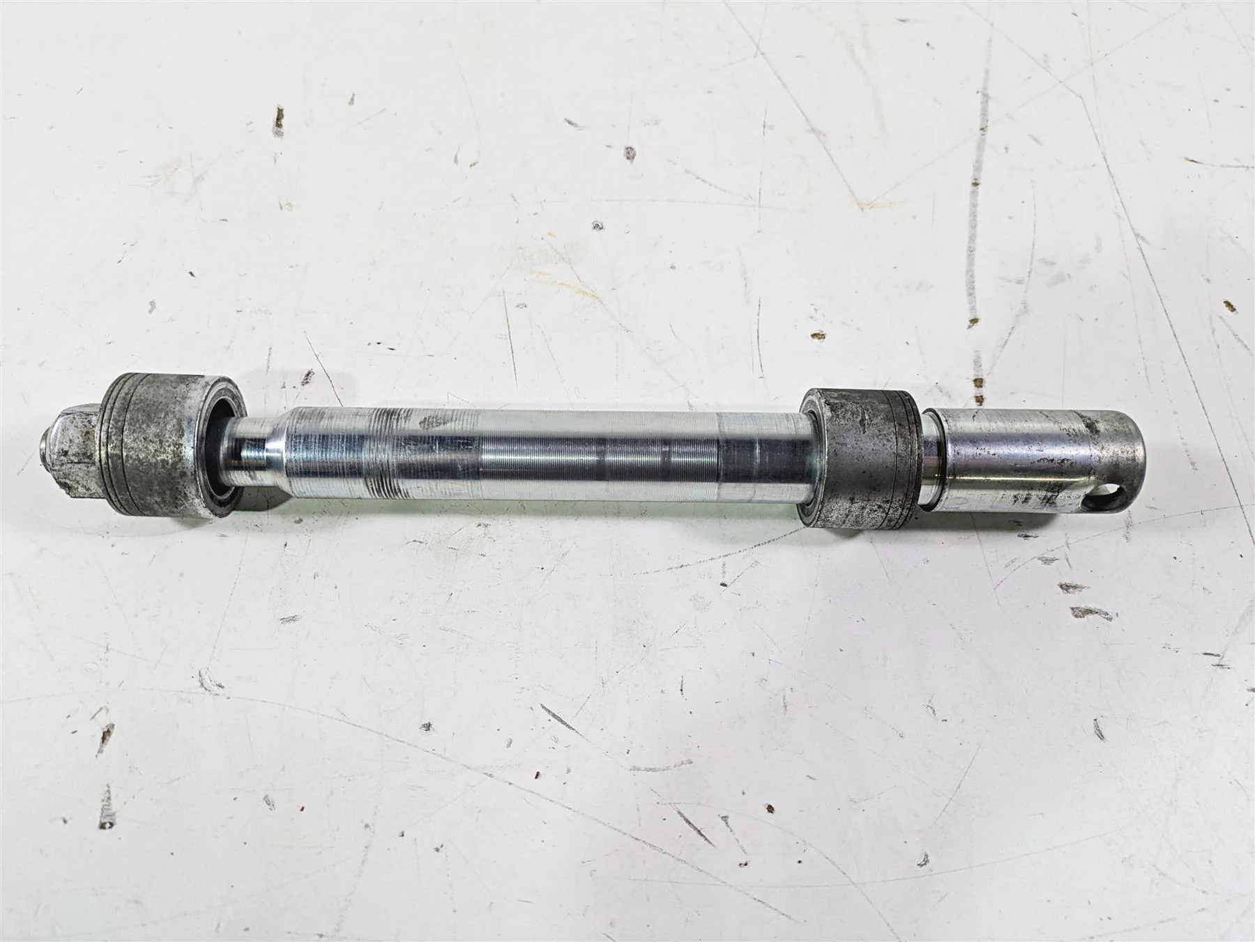 2015 Harley FXDL Dyna Low Rider Front Axle Wheel Spindle 25mm 41628-08