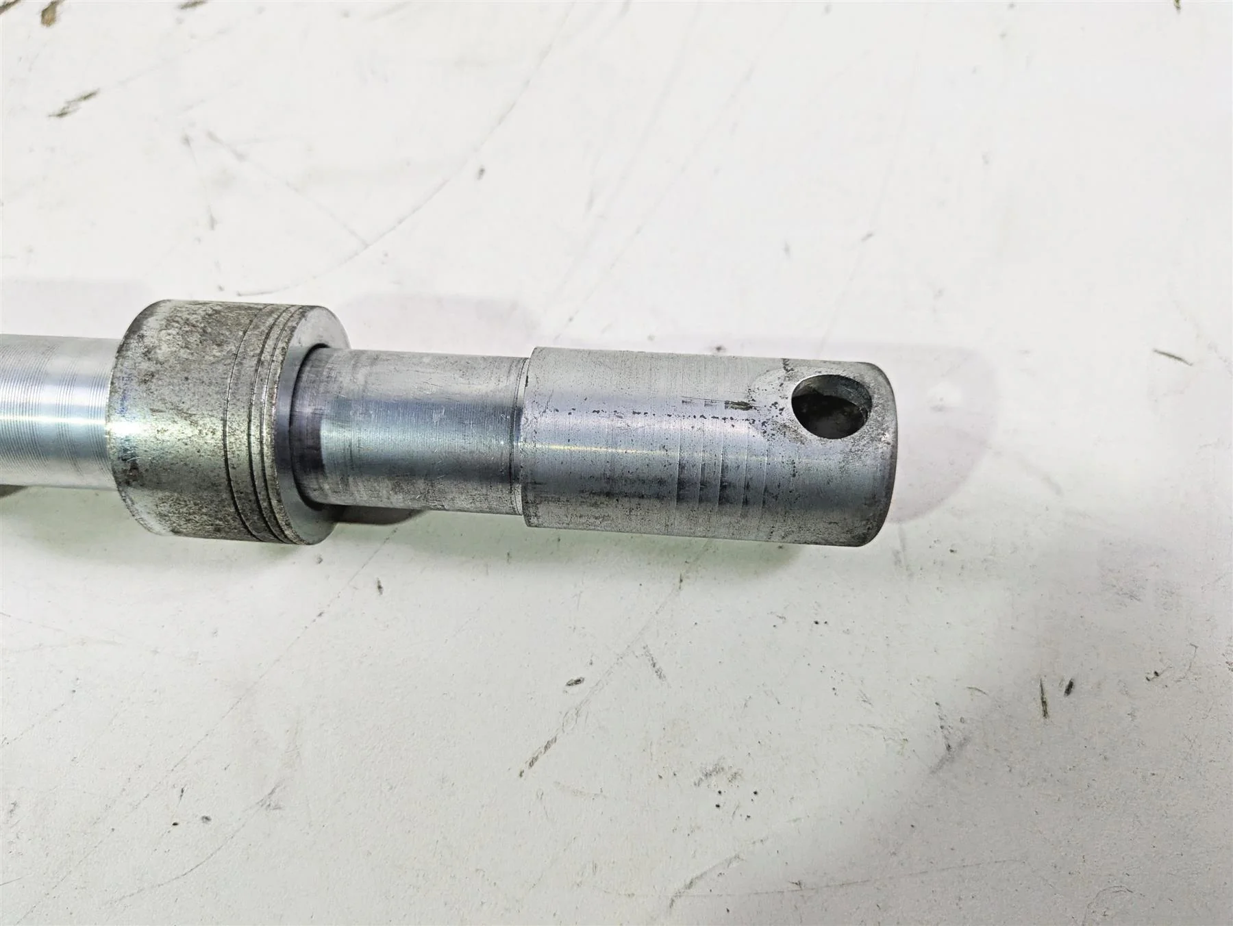 2015 Harley FXDL Dyna Low Rider Front Axle Wheel Spindle 25mm 41628-08 - Image 4