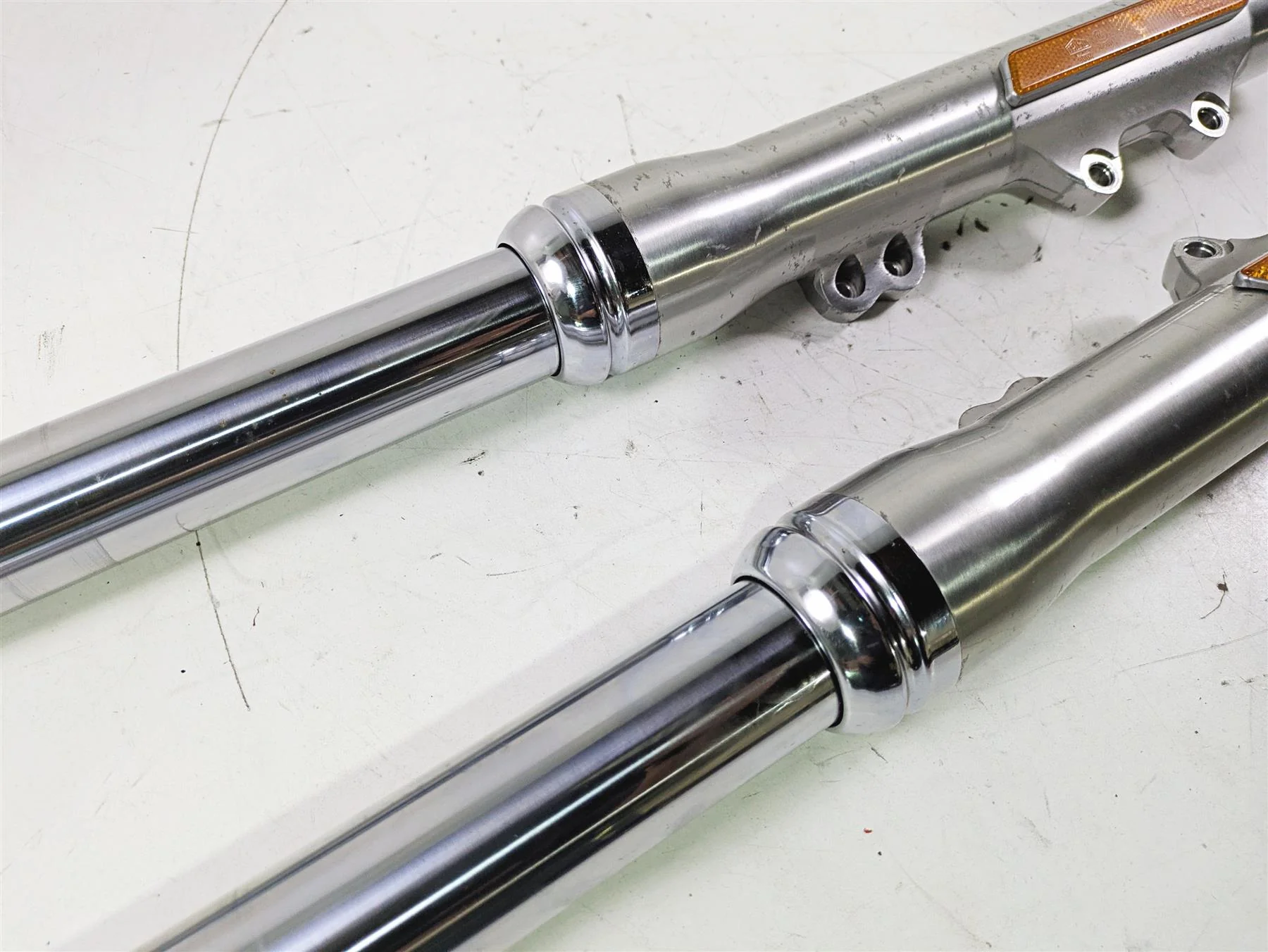 2015 Harley FXDL Dyna Low Rider Front Fork Legs Dual Caliper READ 45400051 - Image 10