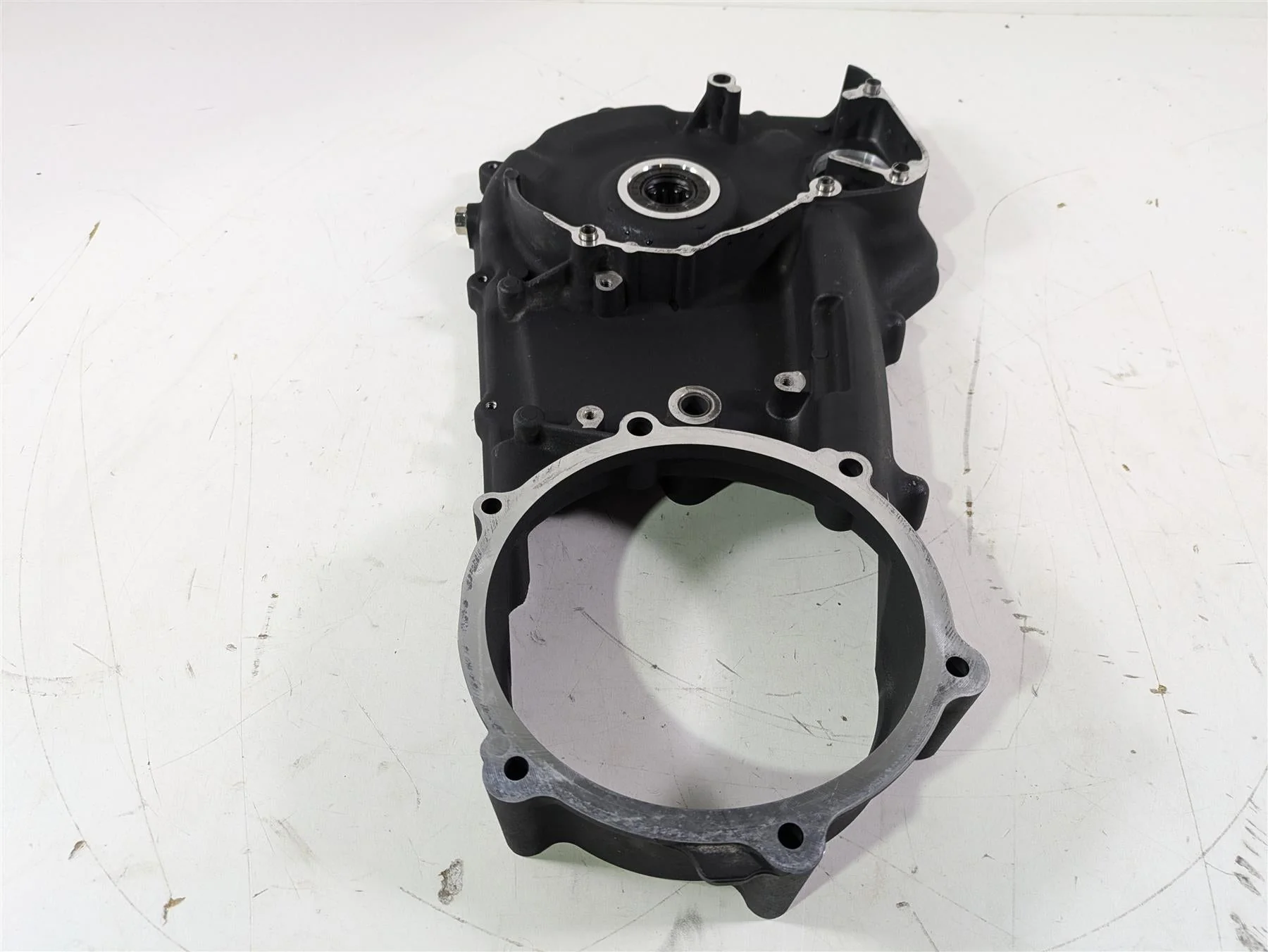 2015 Harley FXDL Dyna Low Rider Inner Primary Drive Clutch Cover -Mid 60661-06C - Image 2