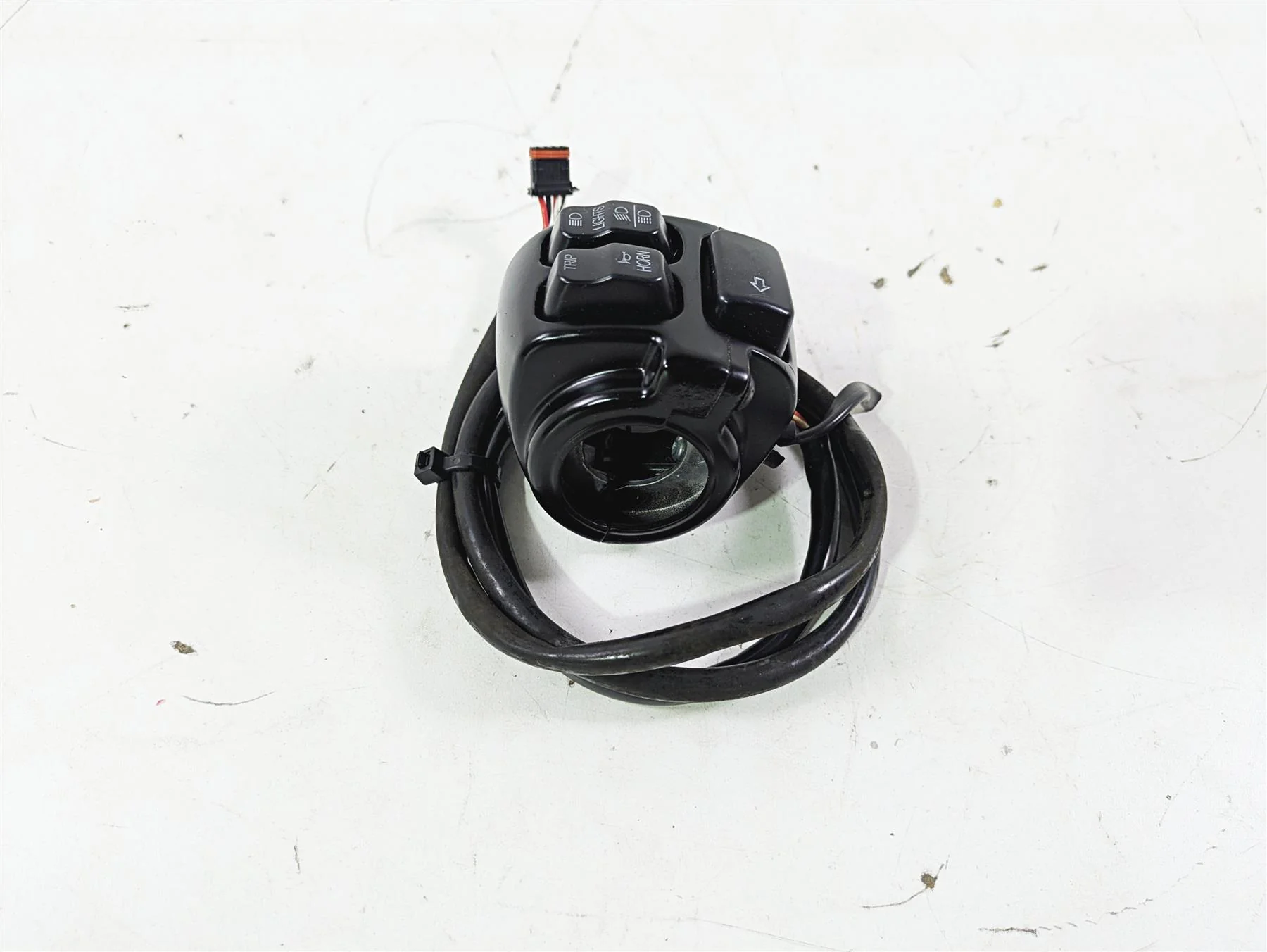 2015 Harley FXDL Dyna Low Rider Left Hand Control Switch -Read 72943-12A - Image 2